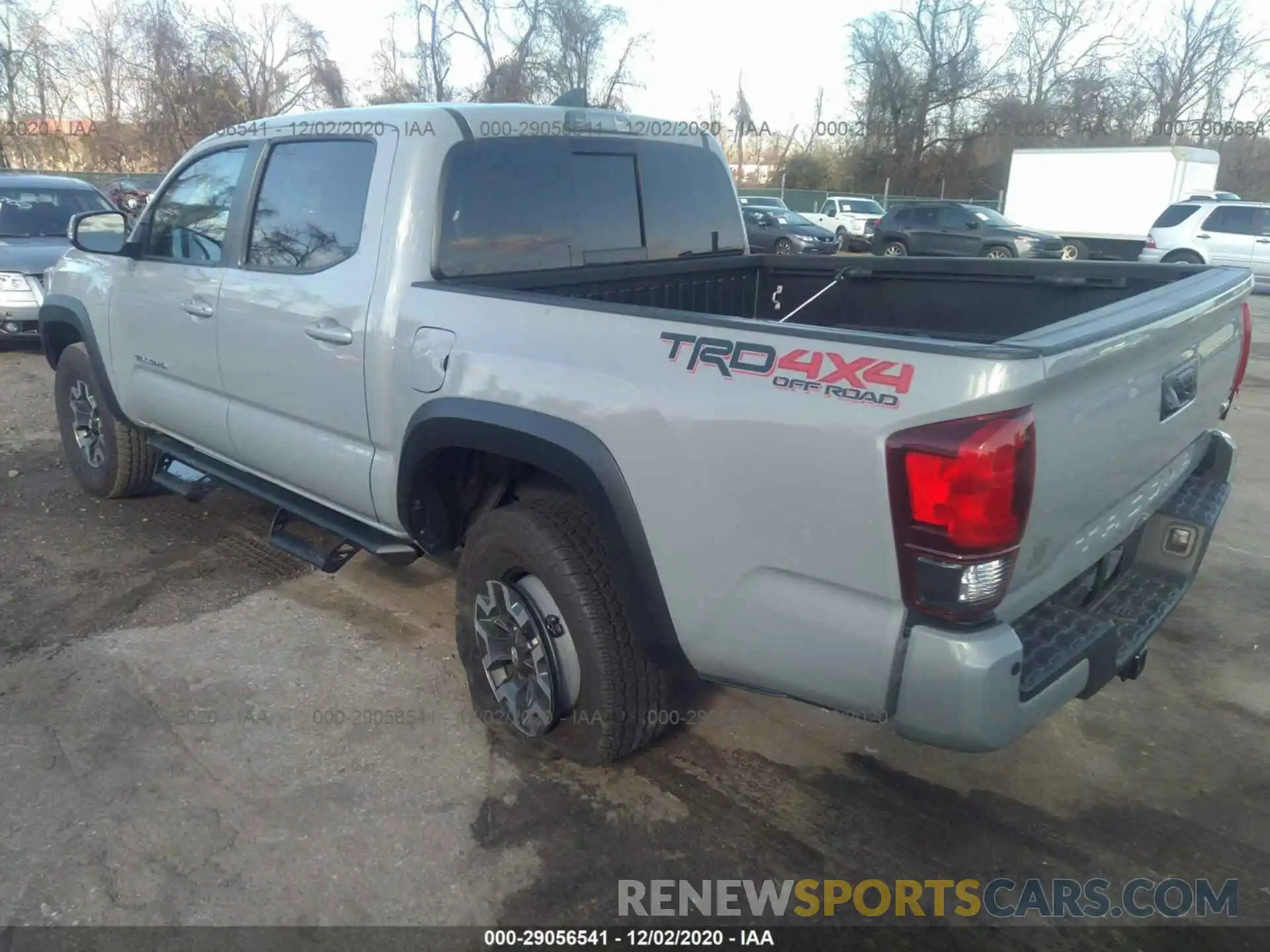 3 Photograph of a damaged car 3TMCZ5AN1KM265925 TOYOTA TACOMA 4WD 2019