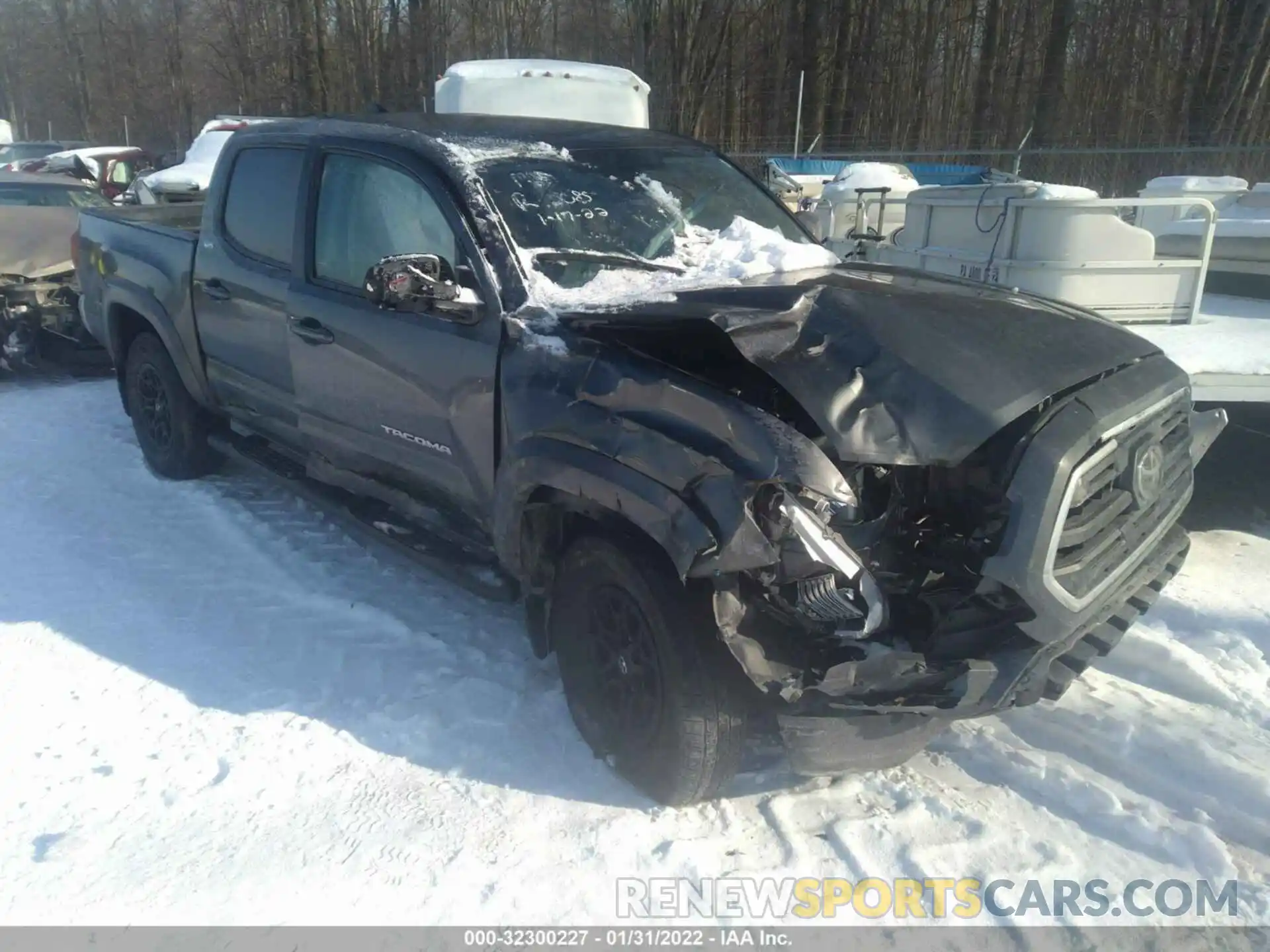 1 Фотография поврежденного автомобиля 3TMCZ5AN1KM268291 TOYOTA TACOMA 4WD 2019