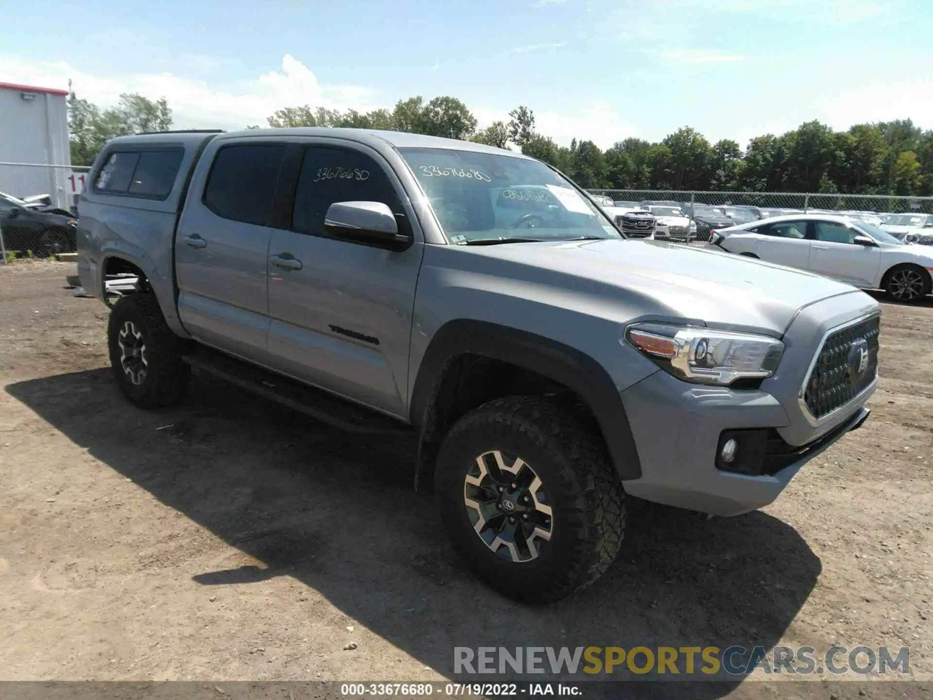 1 Photograph of a damaged car 3TMCZ5AN1KM270705 TOYOTA TACOMA 4WD 2019