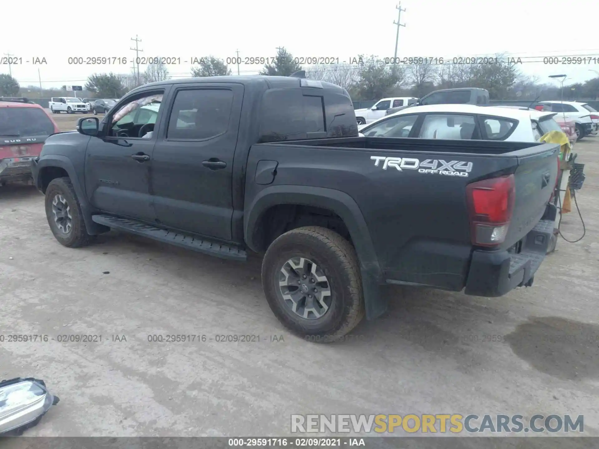 3 Photograph of a damaged car 3TMCZ5AN1KM277489 TOYOTA TACOMA 4WD 2019