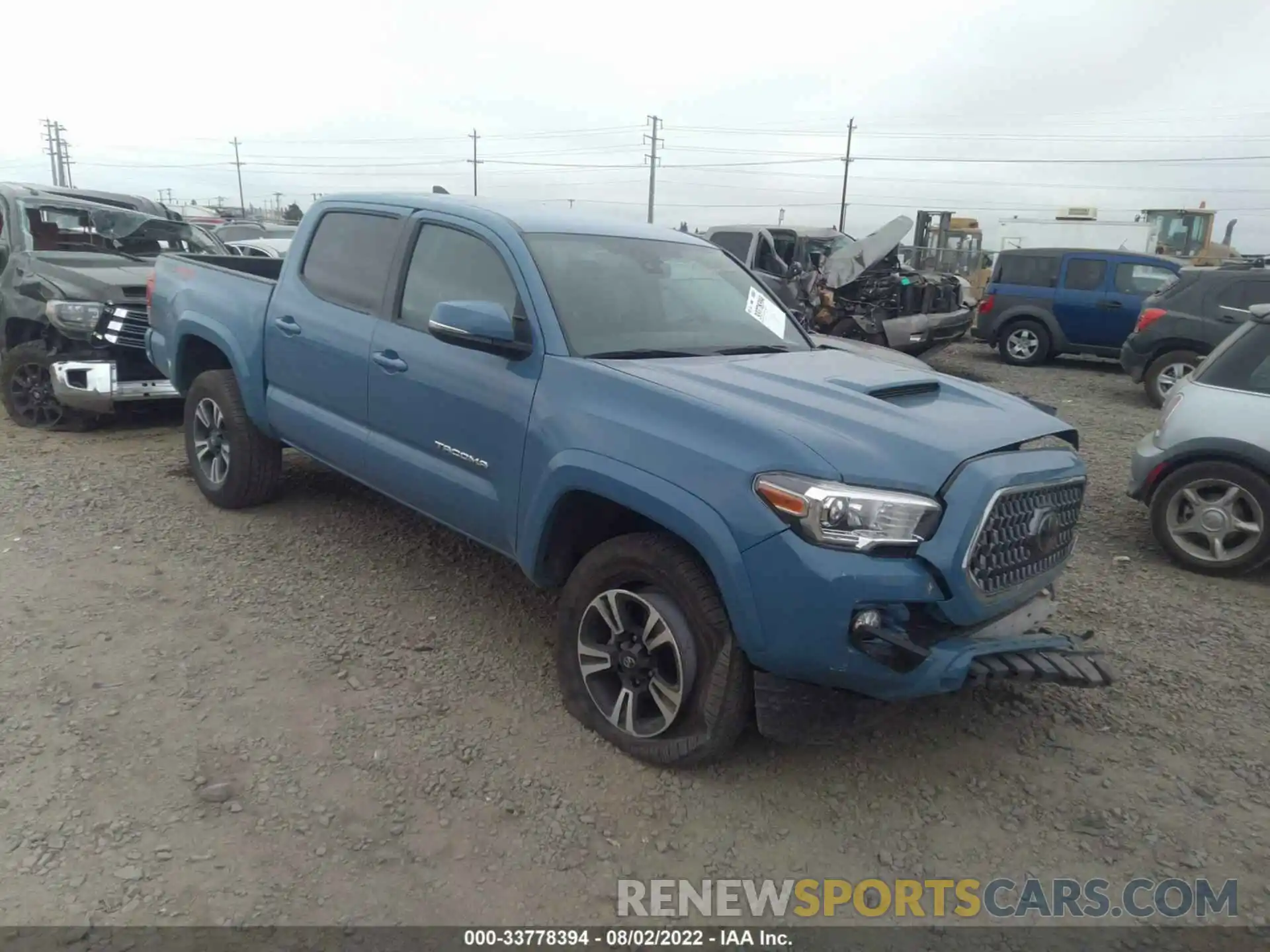 1 Photograph of a damaged car 3TMCZ5AN1KM280747 TOYOTA TACOMA 4WD 2019