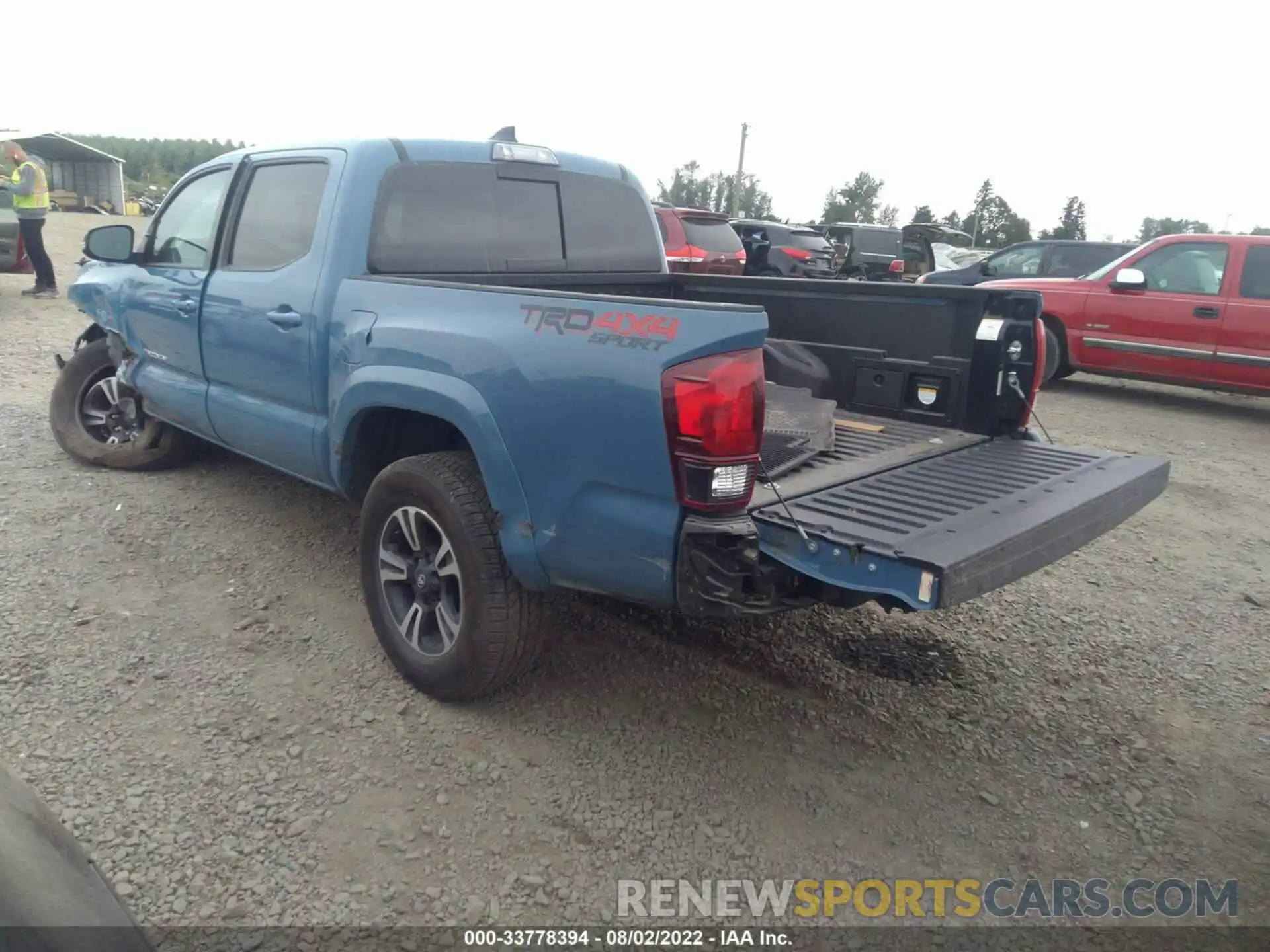 3 Photograph of a damaged car 3TMCZ5AN1KM280747 TOYOTA TACOMA 4WD 2019