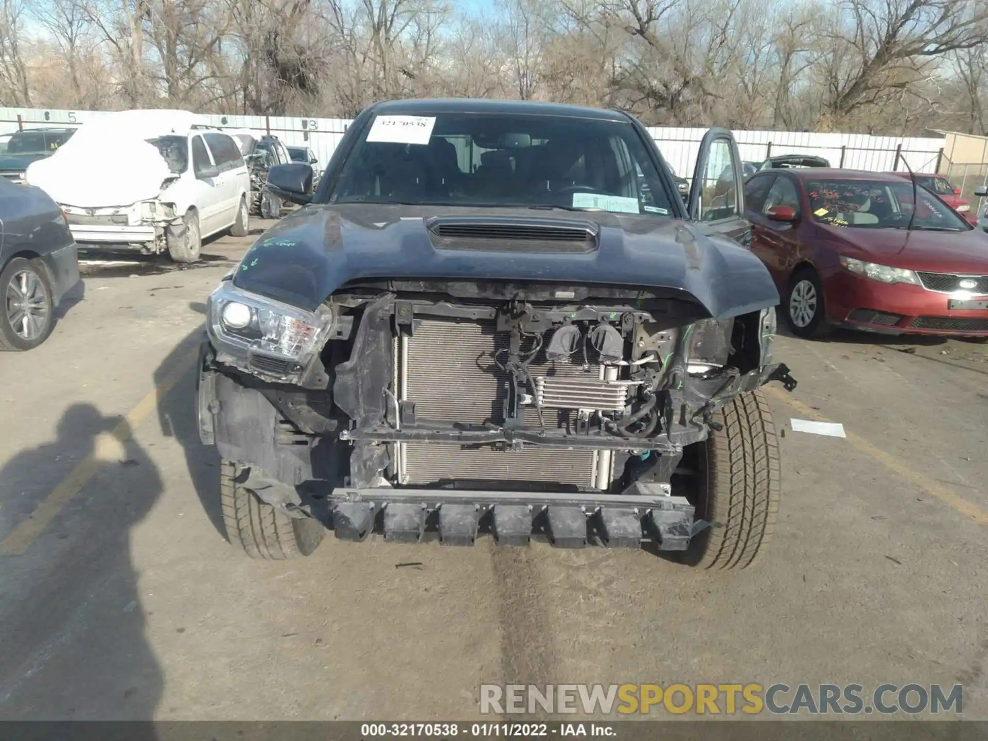 6 Photograph of a damaged car 3TMCZ5AN1KM284233 TOYOTA TACOMA 4WD 2019