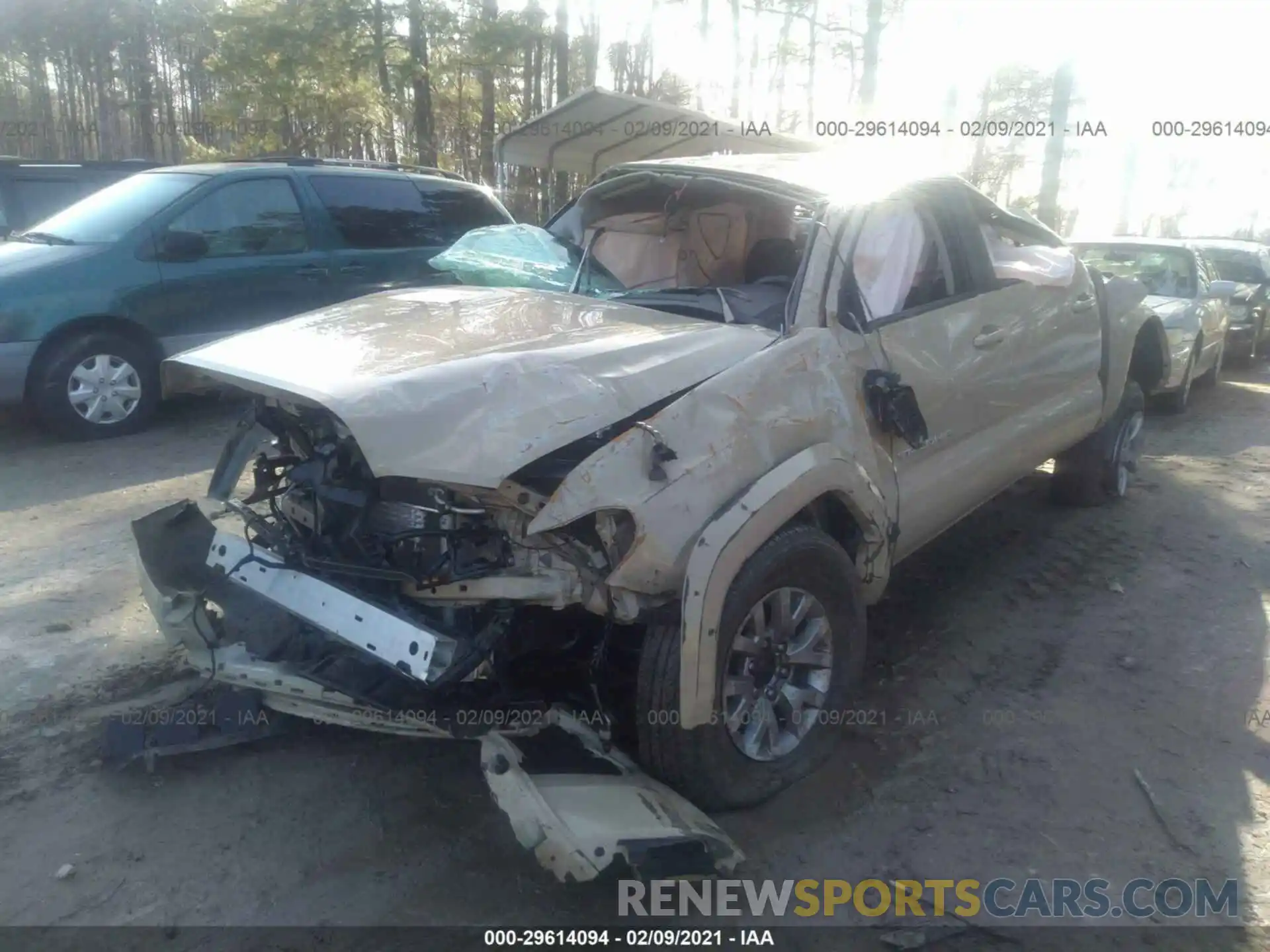 2 Photograph of a damaged car 3TMCZ5AN1KM284653 TOYOTA TACOMA 4WD 2019