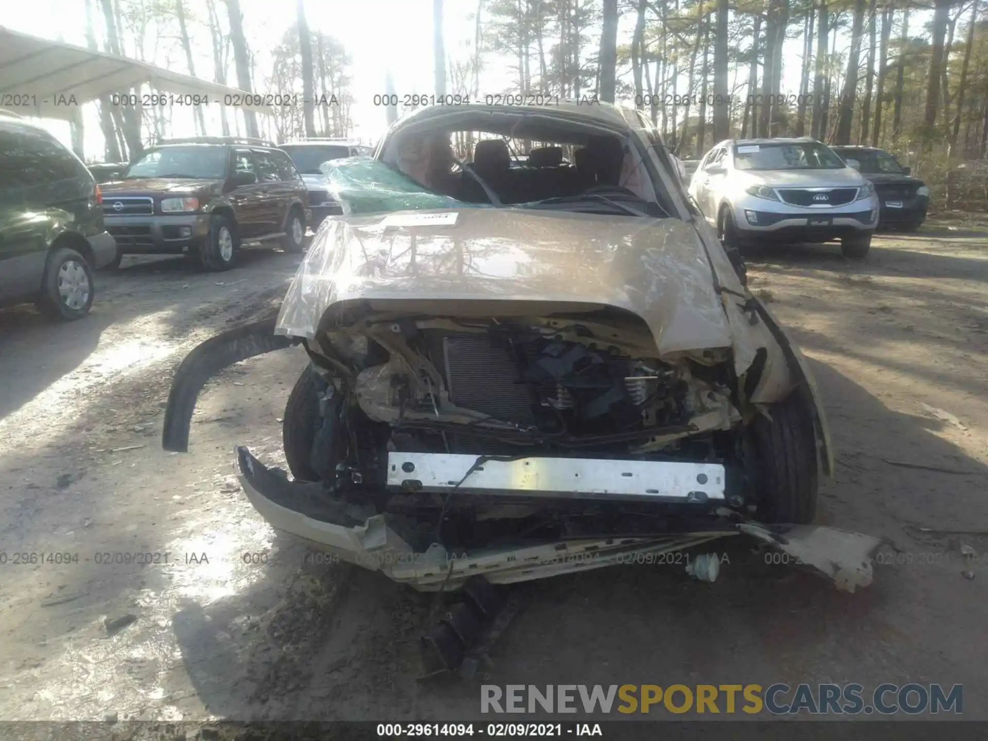 6 Photograph of a damaged car 3TMCZ5AN1KM284653 TOYOTA TACOMA 4WD 2019