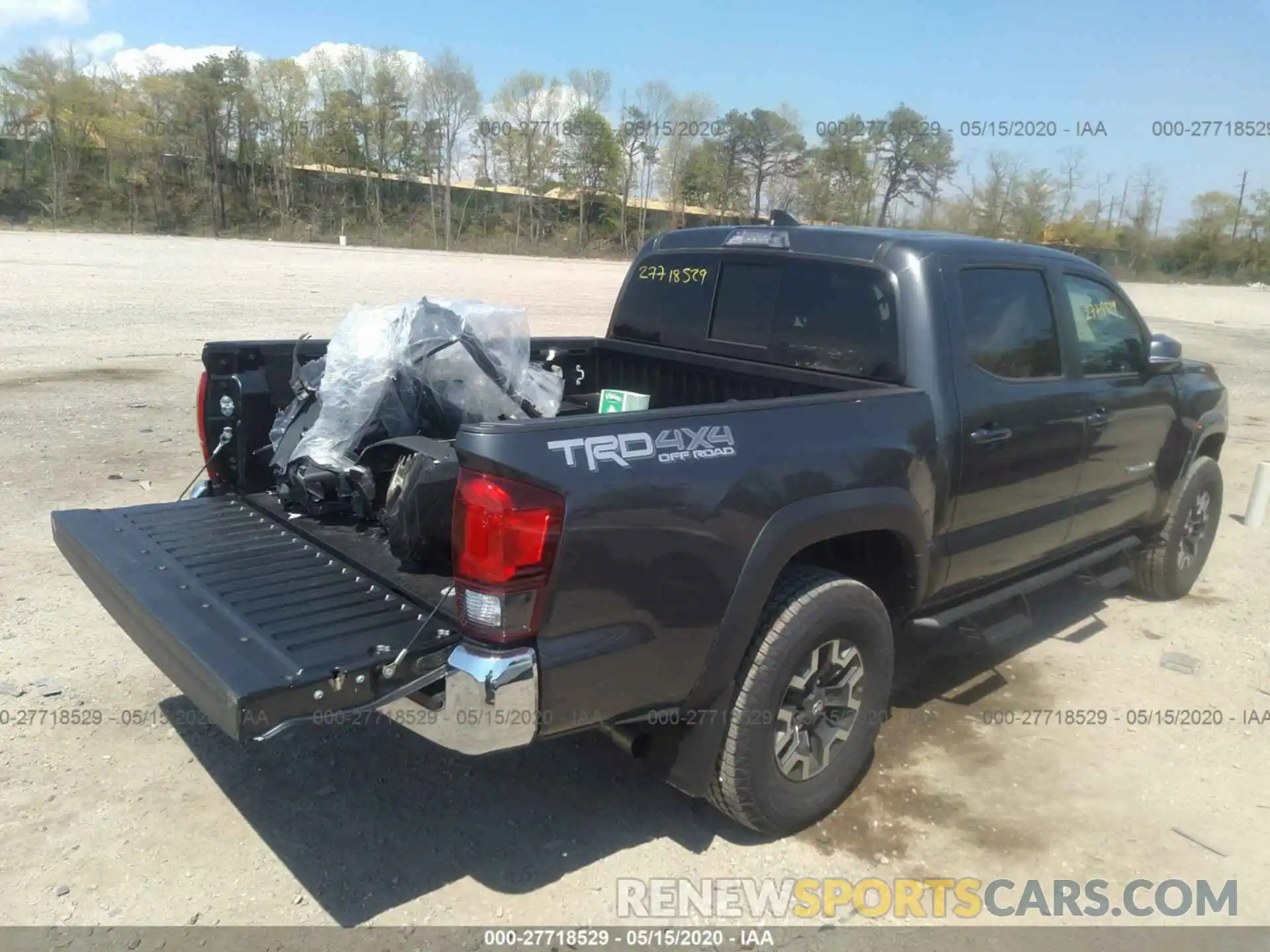 4 Фотография поврежденного автомобиля 3TMCZ5AN2KM189907 TOYOTA TACOMA 4WD 2019