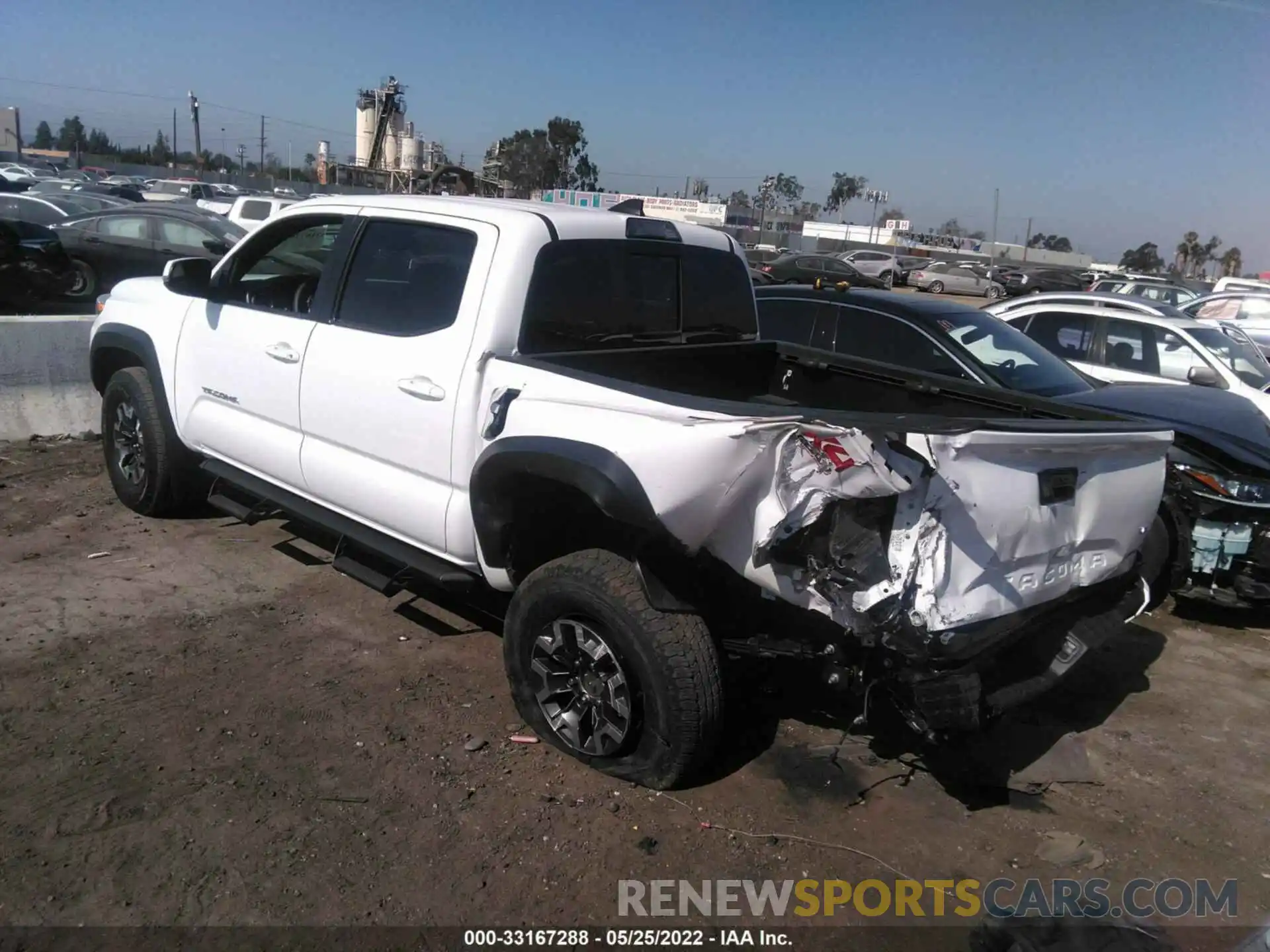 3 Photograph of a damaged car 3TMCZ5AN2KM190488 TOYOTA TACOMA 4WD 2019