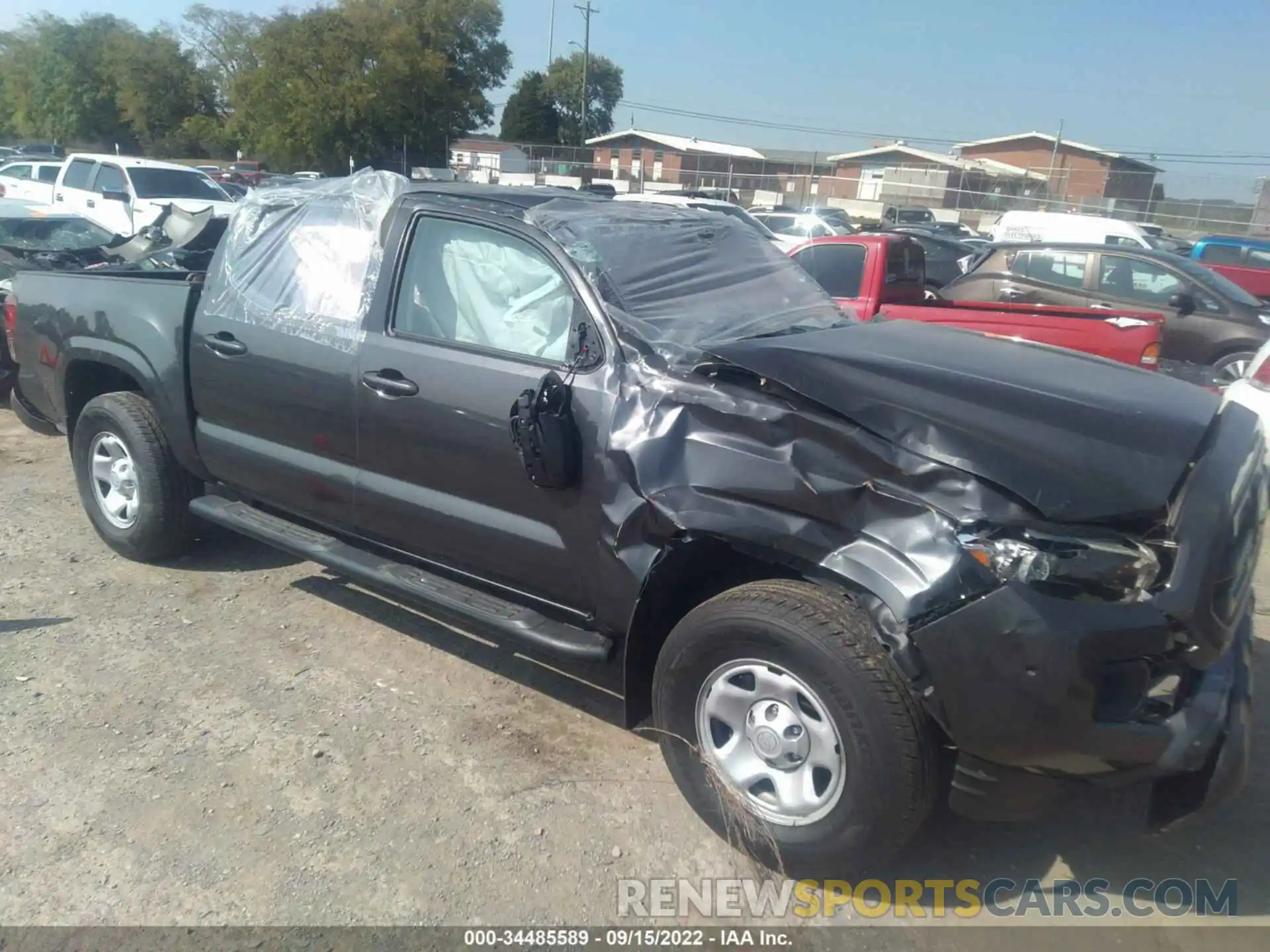 1 Photograph of a damaged car 3TMCZ5AN2KM200131 TOYOTA TACOMA 4WD 2019