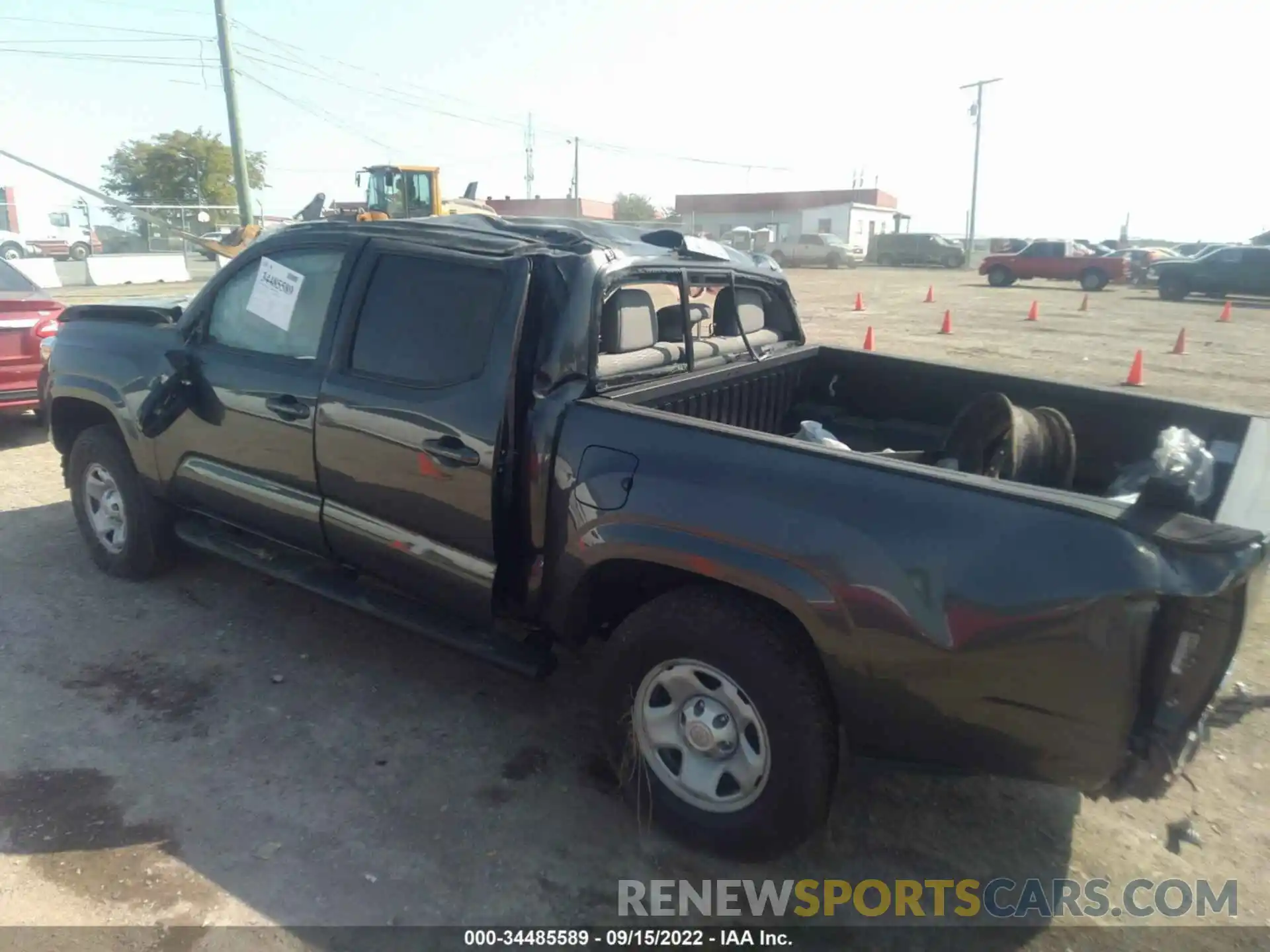 3 Photograph of a damaged car 3TMCZ5AN2KM200131 TOYOTA TACOMA 4WD 2019