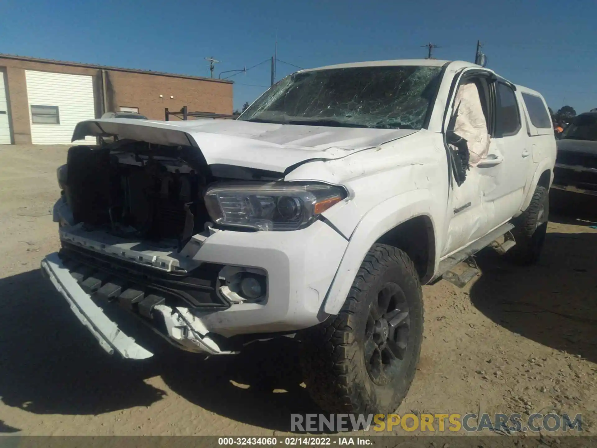 2 Photograph of a damaged car 3TMCZ5AN2KM206527 TOYOTA TACOMA 4WD 2019