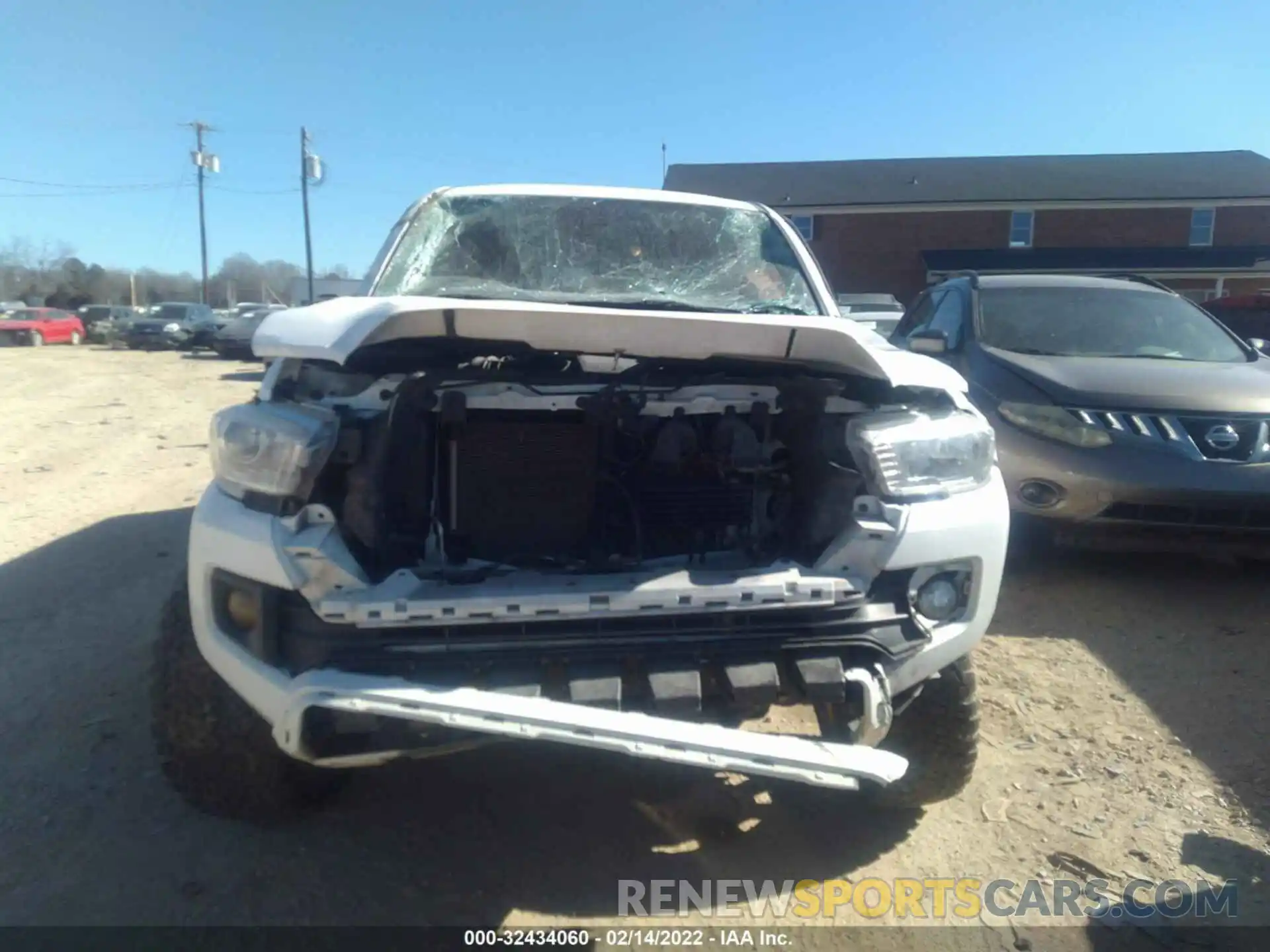 6 Photograph of a damaged car 3TMCZ5AN2KM206527 TOYOTA TACOMA 4WD 2019