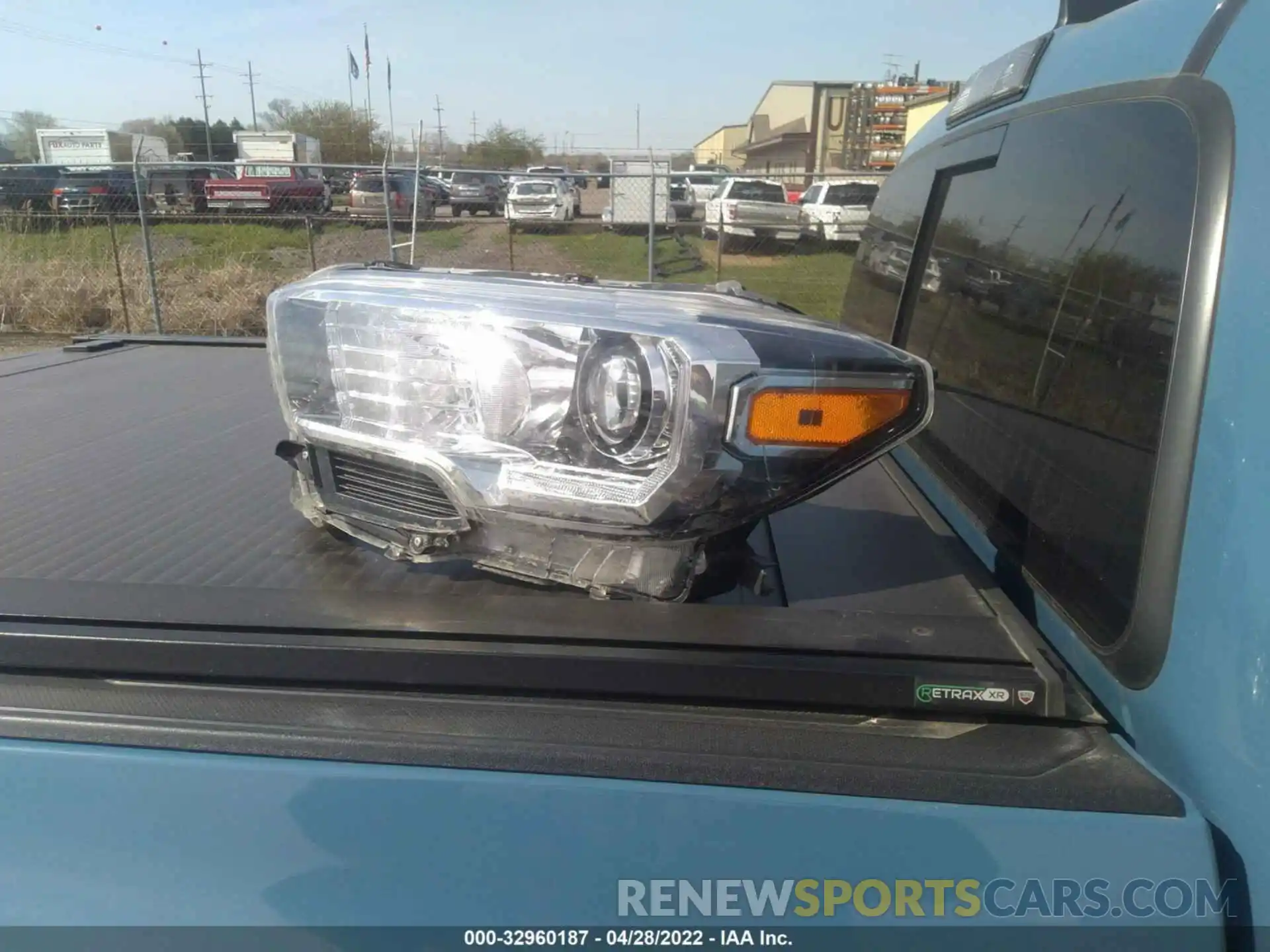 12 Photograph of a damaged car 3TMCZ5AN2KM211453 TOYOTA TACOMA 4WD 2019