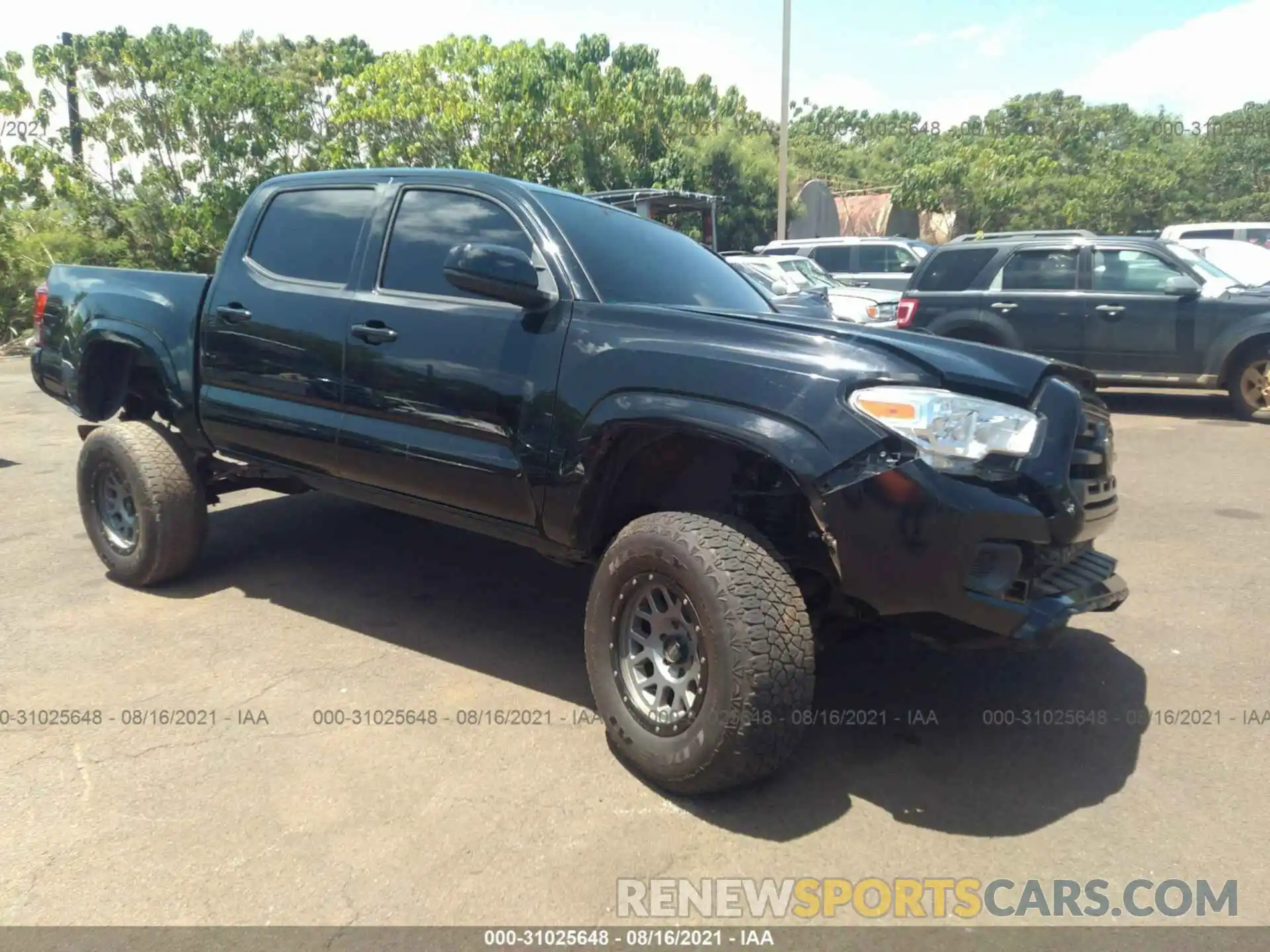 1 Photograph of a damaged car 3TMCZ5AN2KM214854 TOYOTA TACOMA 4WD 2019