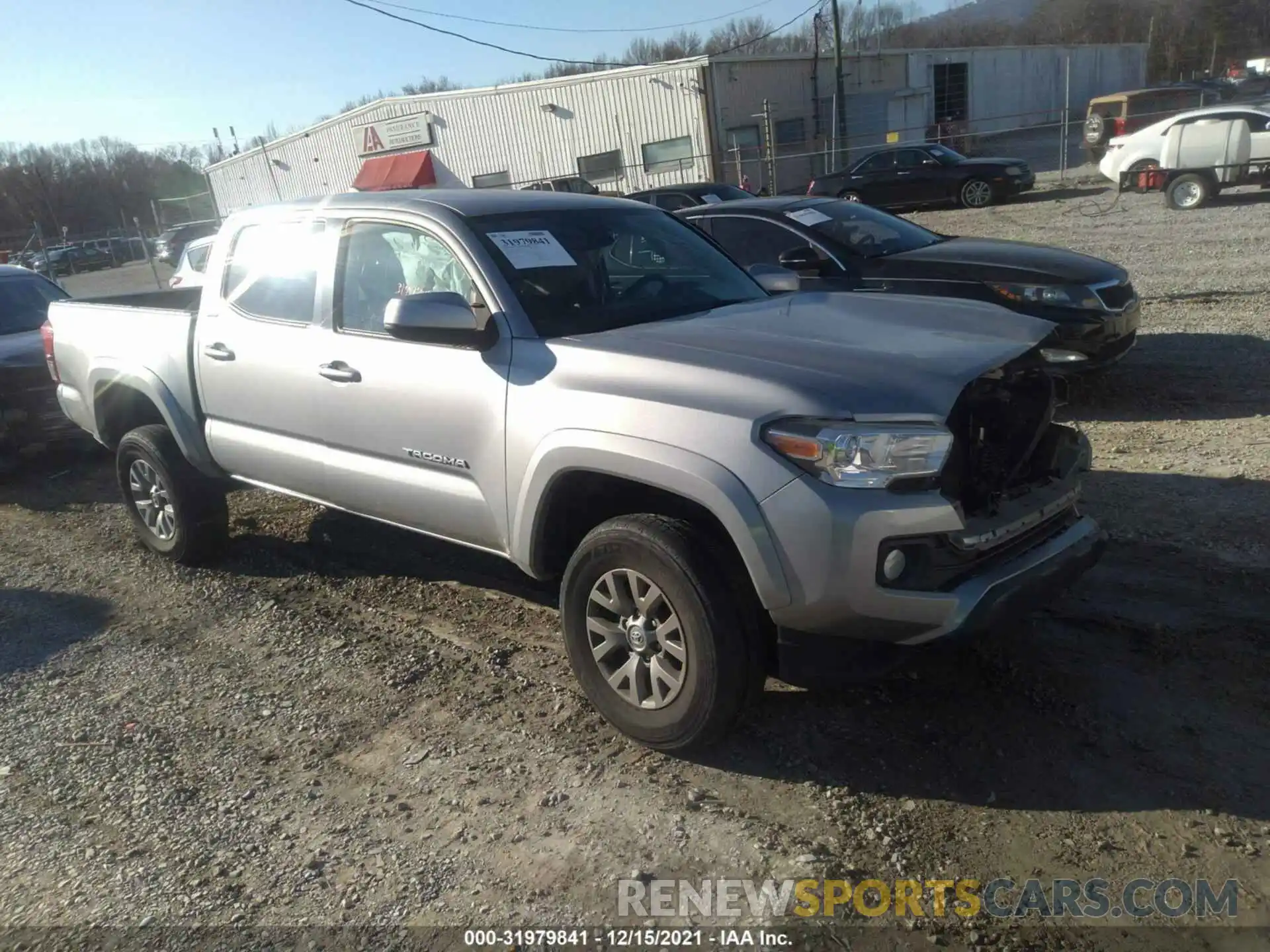 1 Photograph of a damaged car 3TMCZ5AN2KM216118 TOYOTA TACOMA 4WD 2019