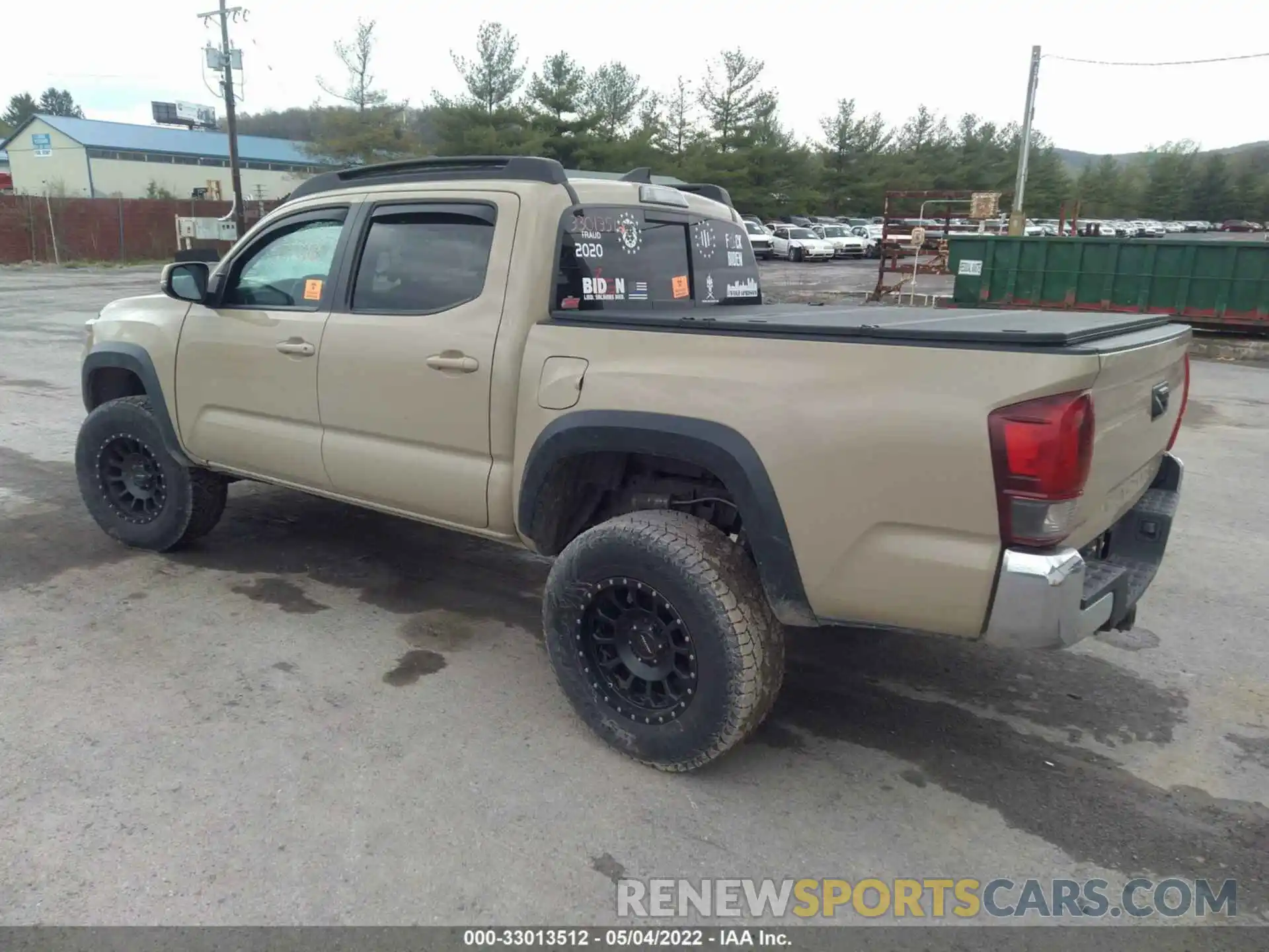 3 Фотография поврежденного автомобиля 3TMCZ5AN2KM227443 TOYOTA TACOMA 4WD 2019