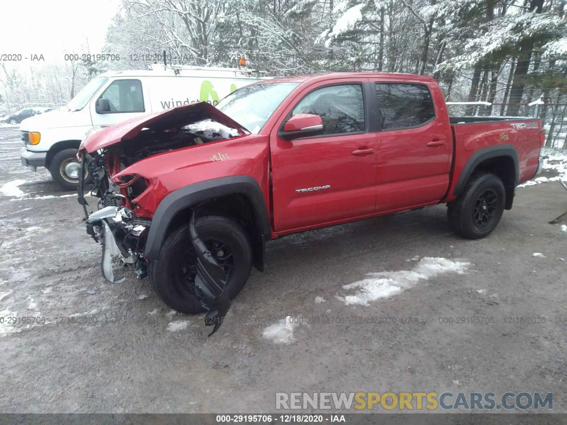 2 Photograph of a damaged car 3TMCZ5AN2KM241259 TOYOTA TACOMA 4WD 2019