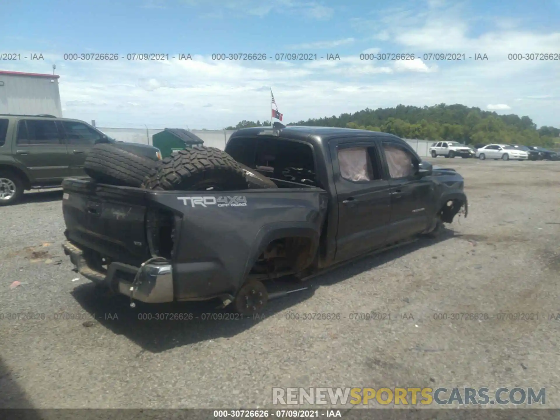 4 Photograph of a damaged car 3TMCZ5AN2KM241360 TOYOTA TACOMA 4WD 2019