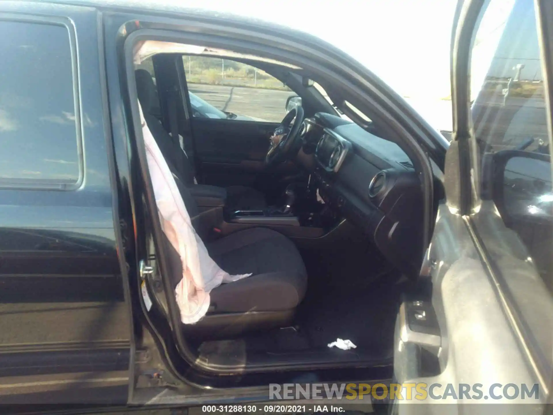 5 Photograph of a damaged car 3TMCZ5AN2KM241925 TOYOTA TACOMA 4WD 2019