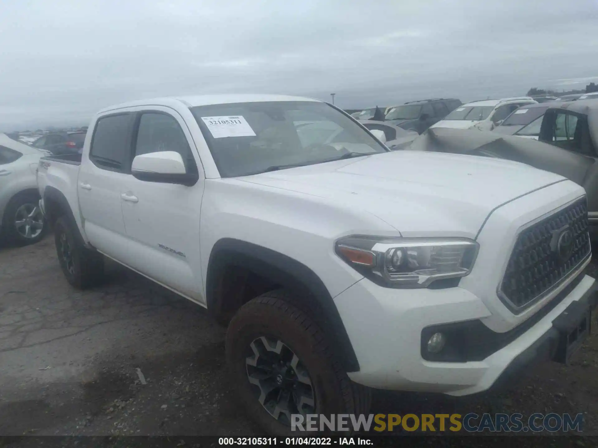 1 Photograph of a damaged car 3TMCZ5AN2KM246851 TOYOTA TACOMA 4WD 2019