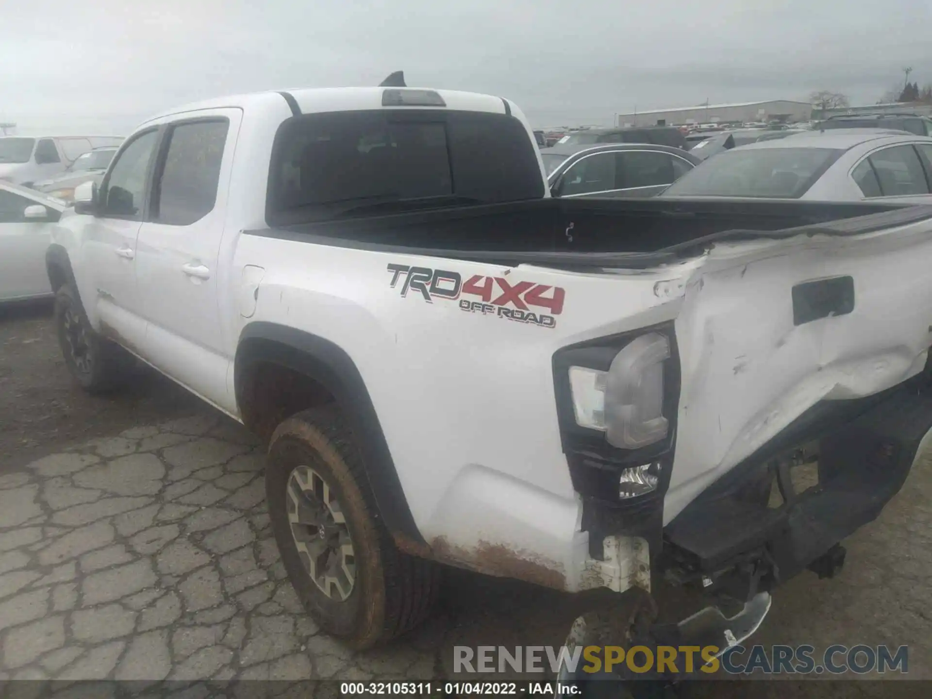 3 Photograph of a damaged car 3TMCZ5AN2KM246851 TOYOTA TACOMA 4WD 2019