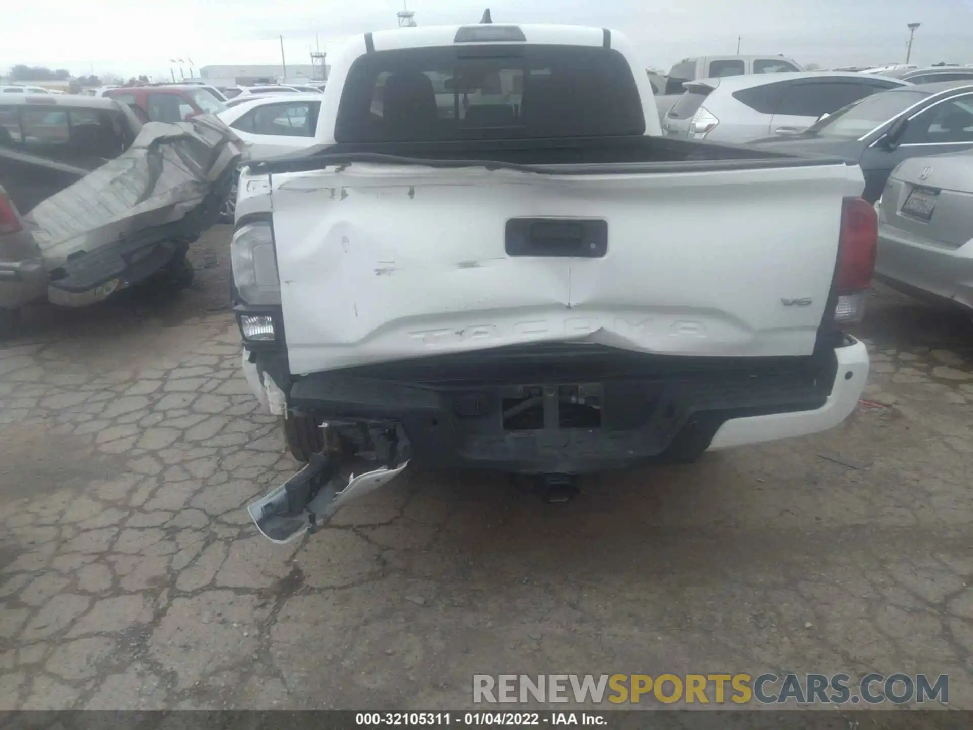 6 Photograph of a damaged car 3TMCZ5AN2KM246851 TOYOTA TACOMA 4WD 2019