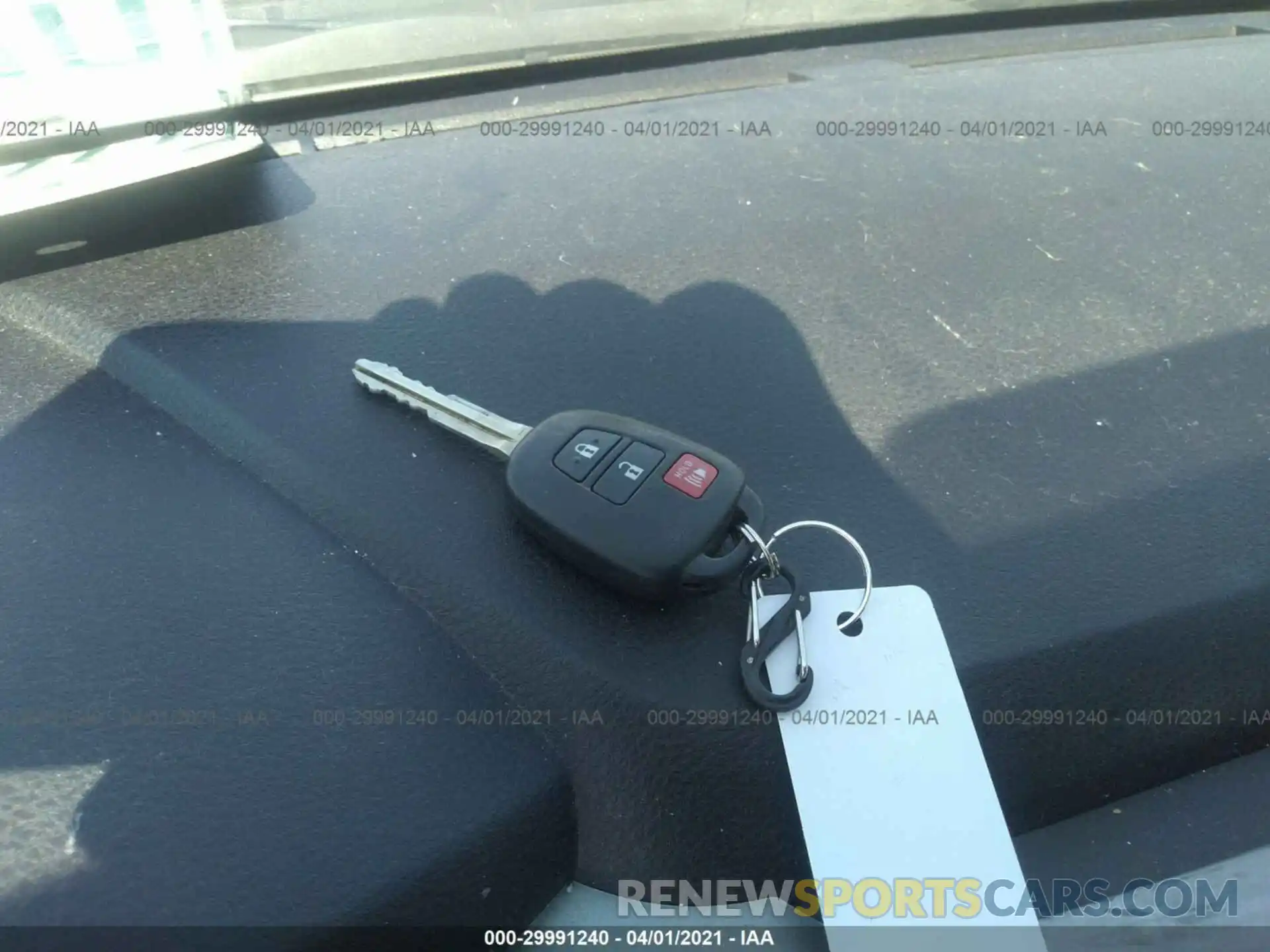 11 Photograph of a damaged car 3TMCZ5AN2KM247157 TOYOTA TACOMA 4WD 2019