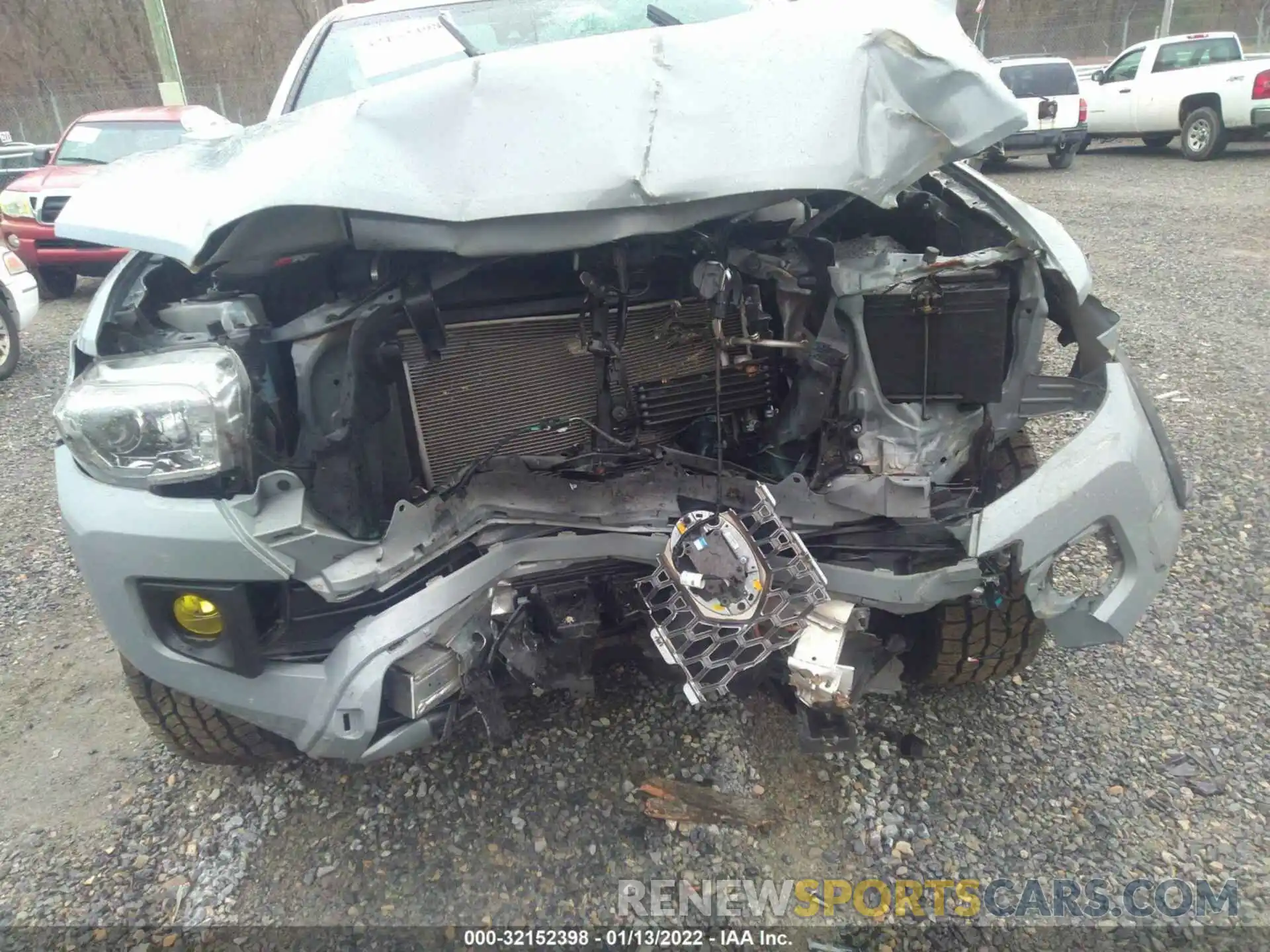 6 Photograph of a damaged car 3TMCZ5AN2KM249460 TOYOTA TACOMA 4WD 2019