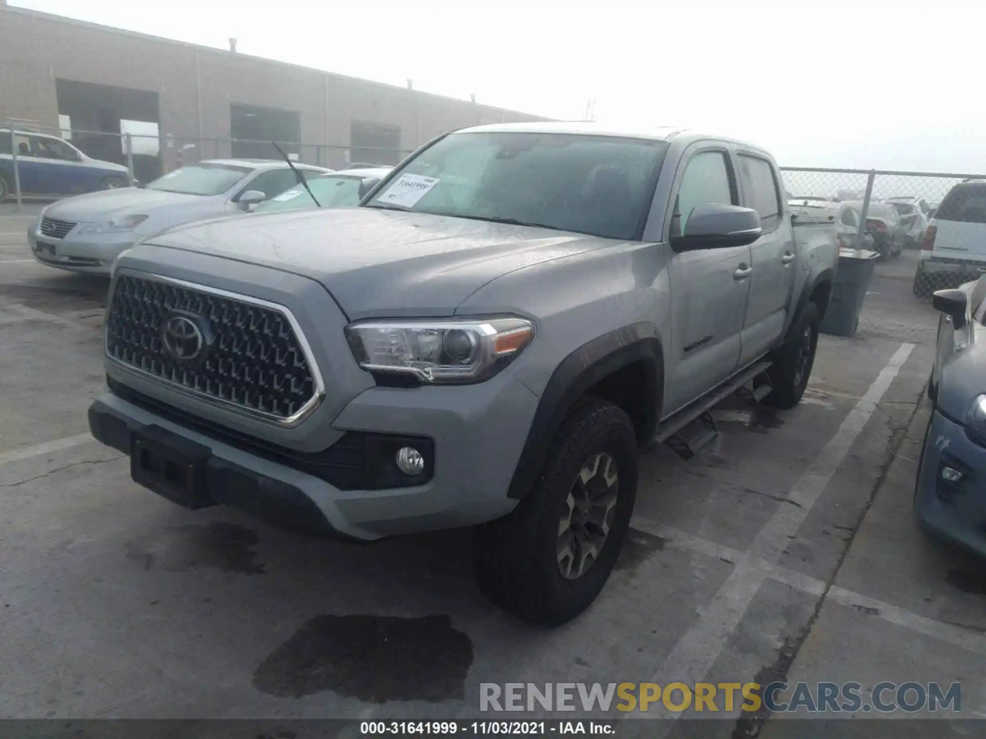 2 Фотография поврежденного автомобиля 3TMCZ5AN2KM252567 TOYOTA TACOMA 4WD 2019