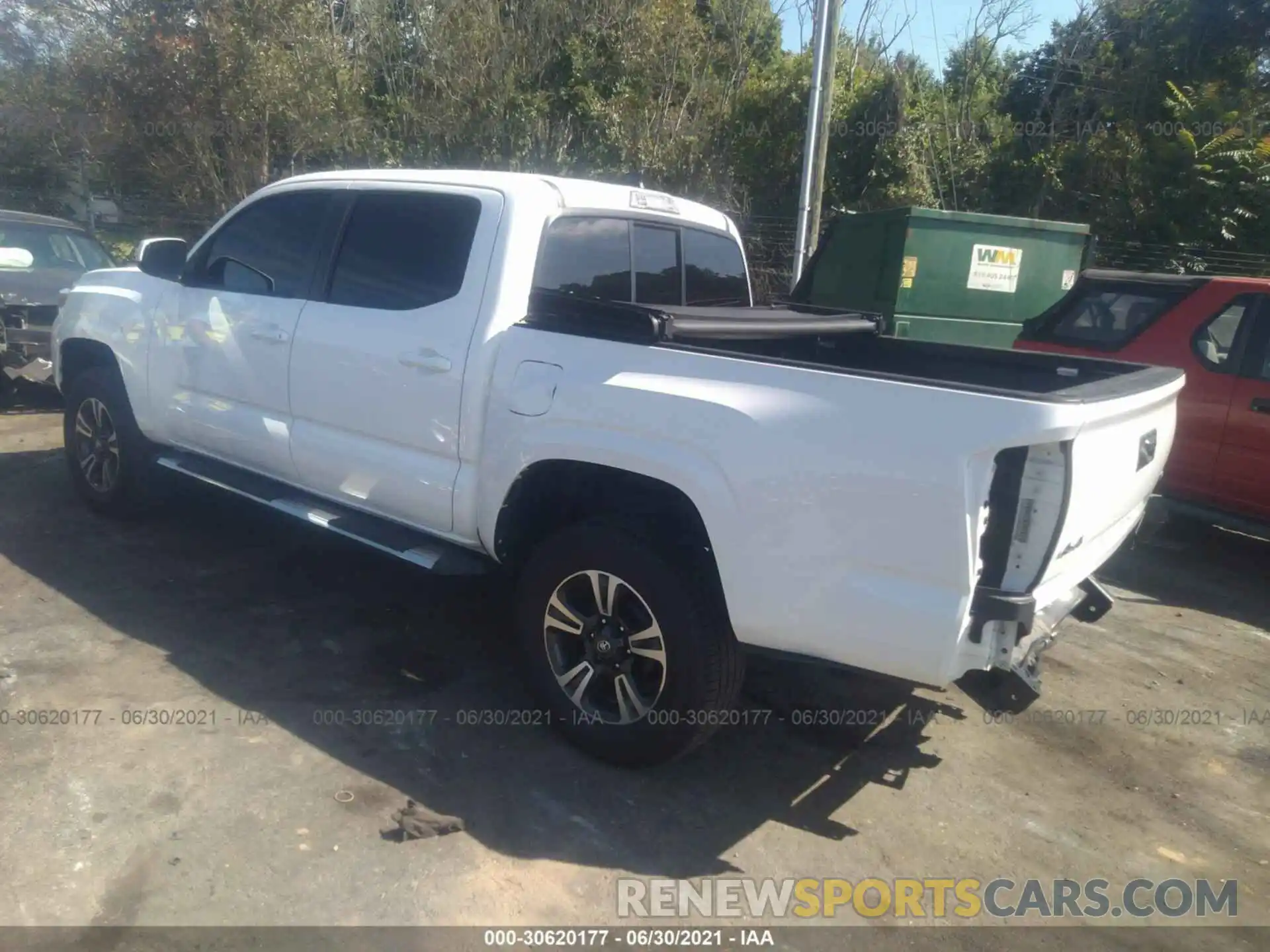 3 Photograph of a damaged car 3TMCZ5AN2KM255856 TOYOTA TACOMA 4WD 2019