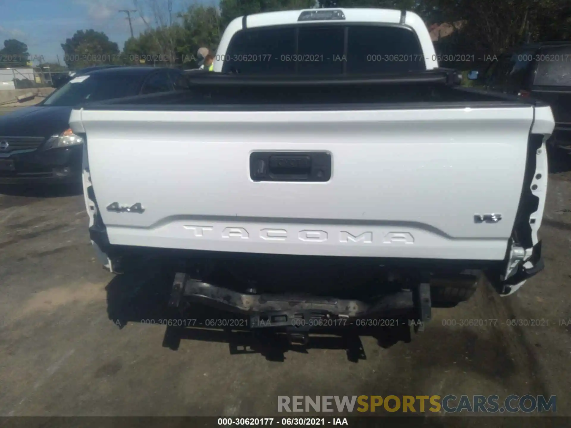 6 Photograph of a damaged car 3TMCZ5AN2KM255856 TOYOTA TACOMA 4WD 2019