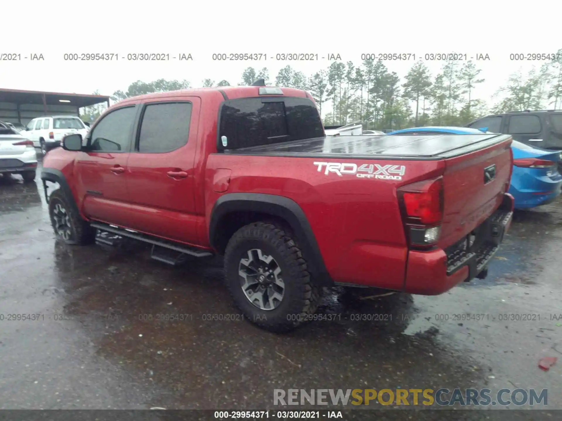 3 Photograph of a damaged car 3TMCZ5AN2KM258076 TOYOTA TACOMA 4WD 2019