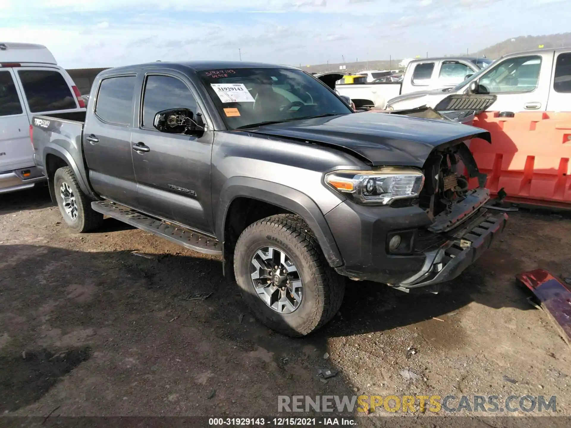 1 Photograph of a damaged car 3TMCZ5AN2KM276397 TOYOTA TACOMA 4WD 2019