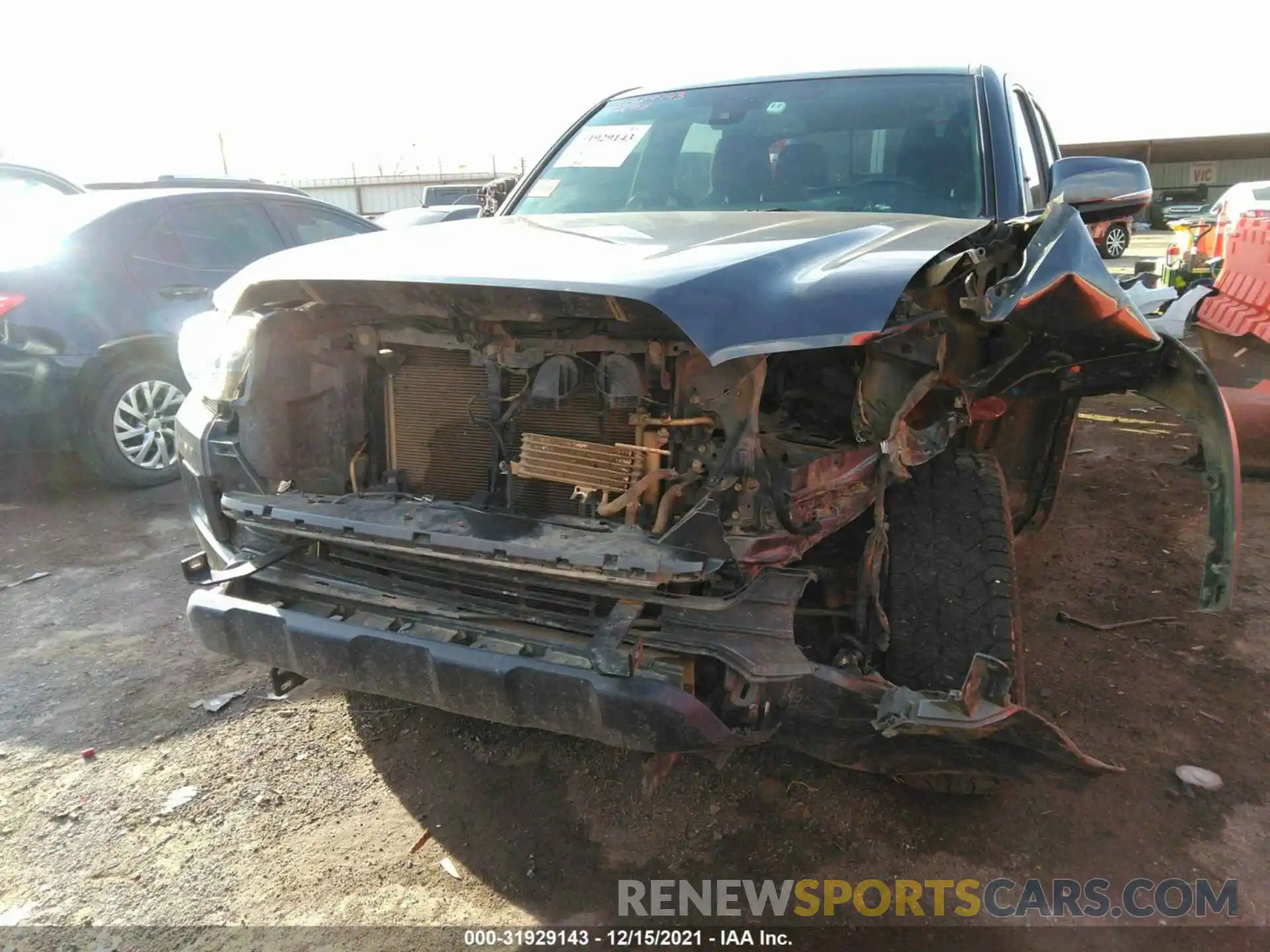 6 Photograph of a damaged car 3TMCZ5AN2KM276397 TOYOTA TACOMA 4WD 2019