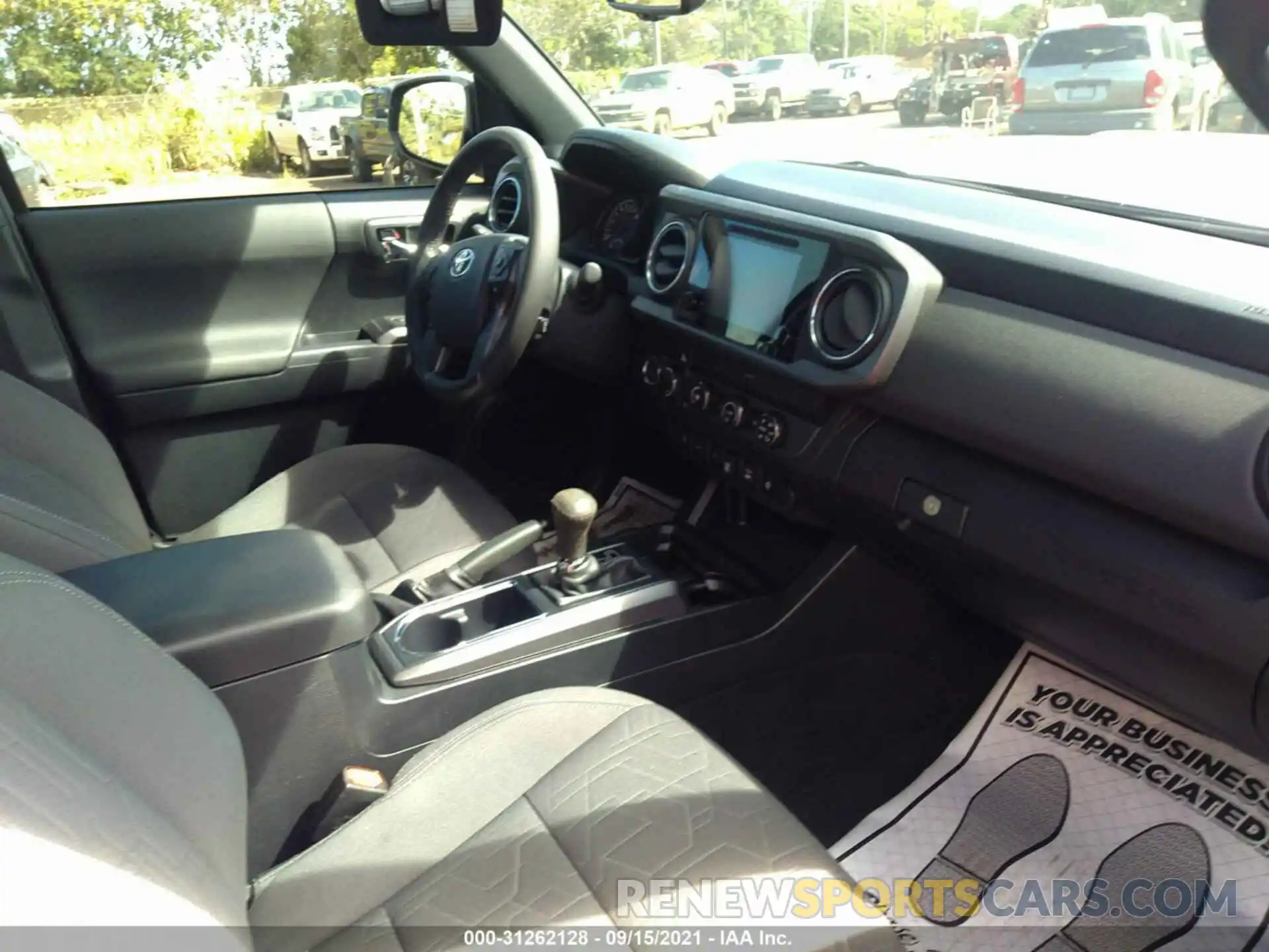 5 Photograph of a damaged car 3TMCZ5AN2KM276917 TOYOTA TACOMA 4WD 2019