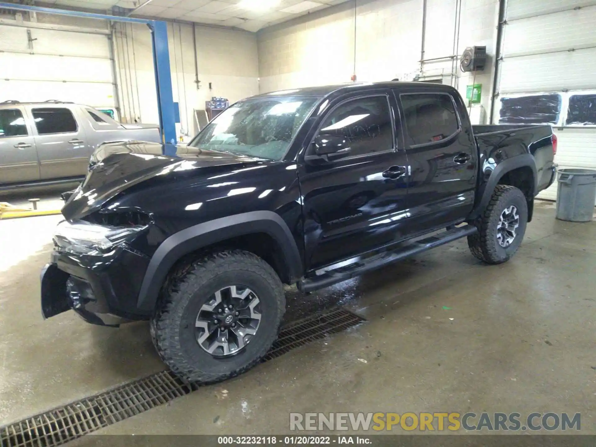 2 Фотография поврежденного автомобиля 3TMCZ5AN2KM280062 TOYOTA TACOMA 4WD 2019