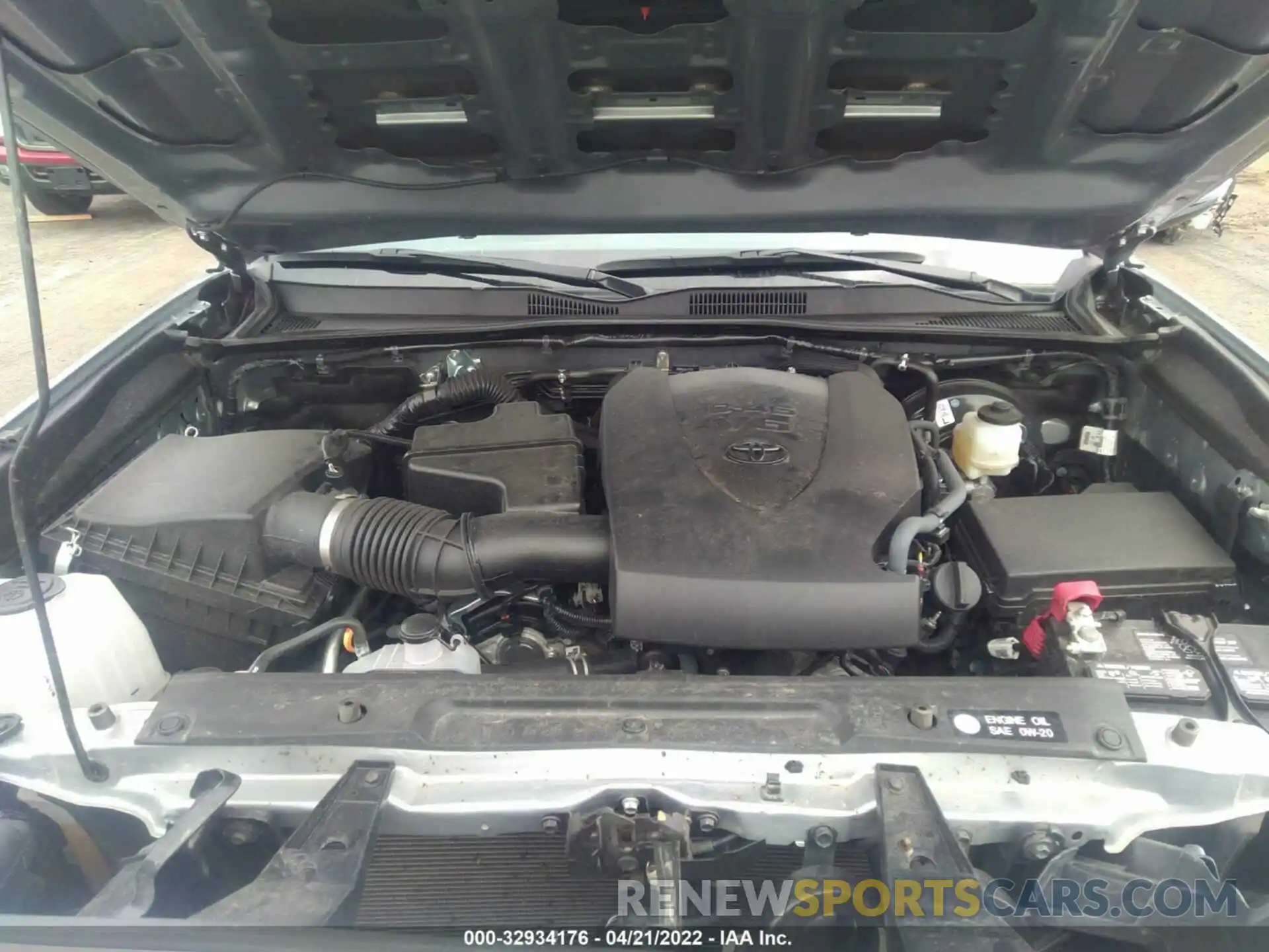 10 Photograph of a damaged car 3TMCZ5AN2KM280529 TOYOTA TACOMA 4WD 2019