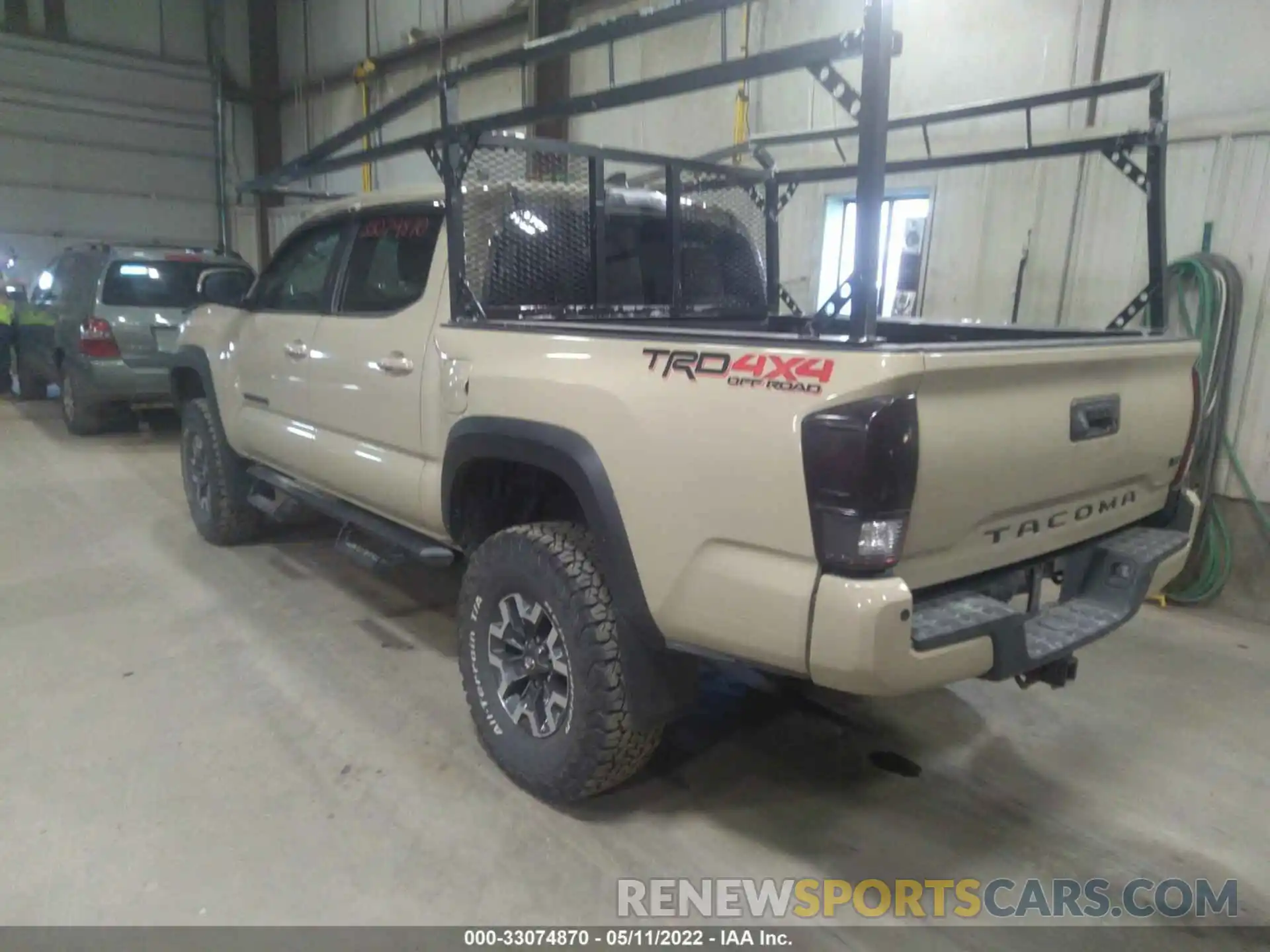 3 Photograph of a damaged car 3TMCZ5AN2KM282264 TOYOTA TACOMA 4WD 2019