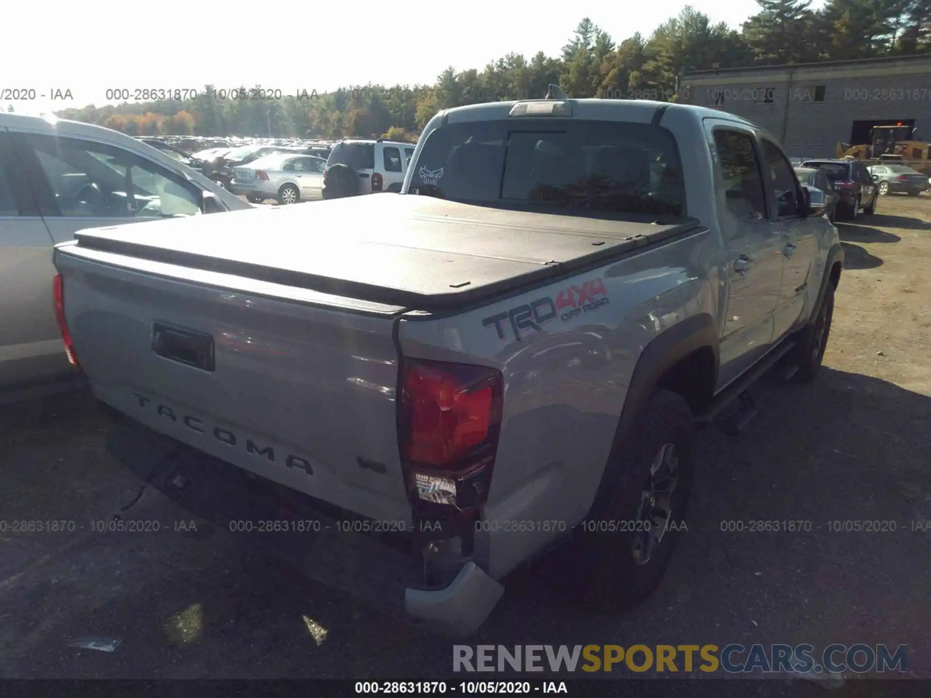 4 Photograph of a damaged car 3TMCZ5AN2KM284760 TOYOTA TACOMA 4WD 2019