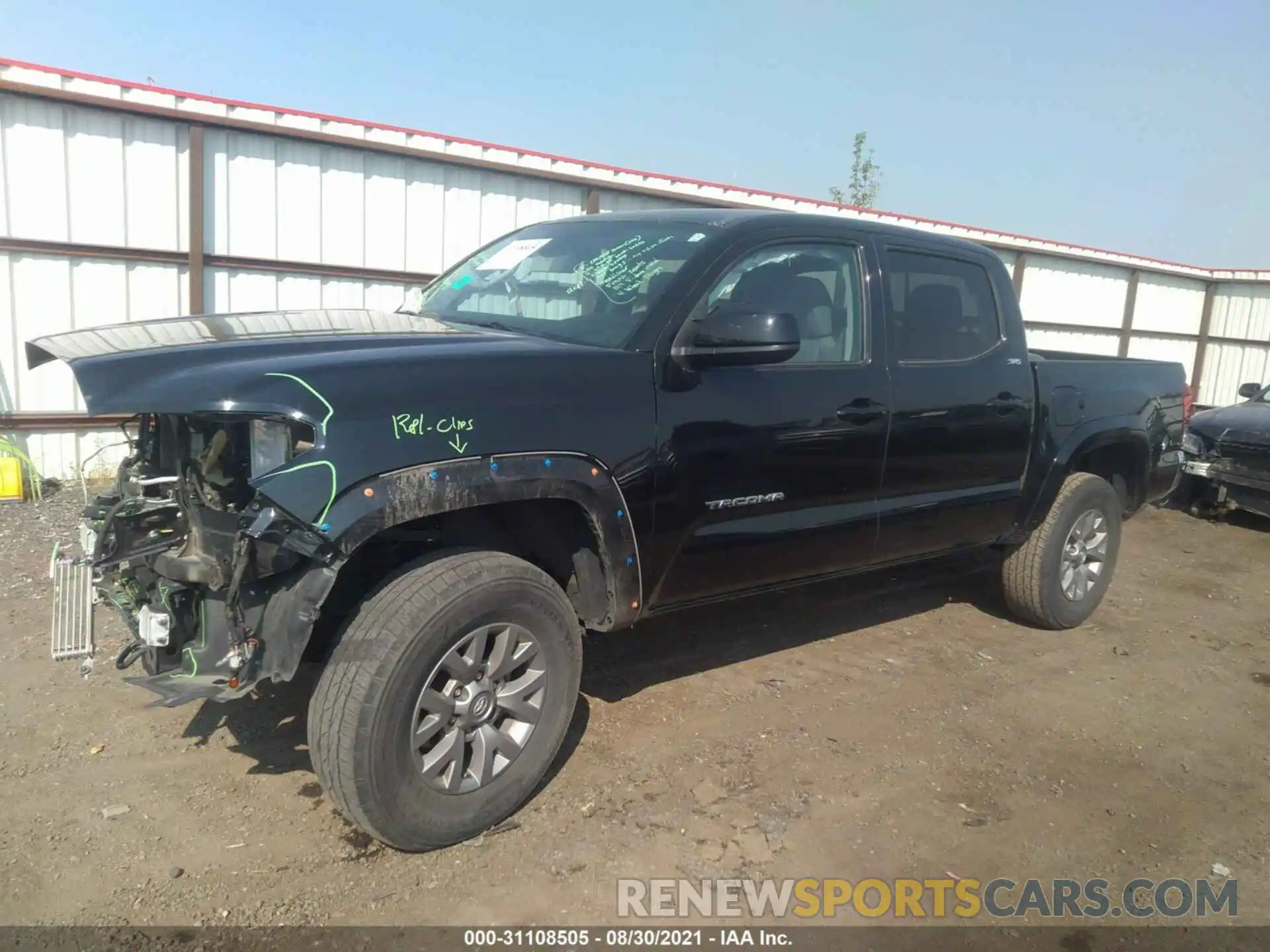 2 Фотография поврежденного автомобиля 3TMCZ5AN2KM285200 TOYOTA TACOMA 4WD 2019