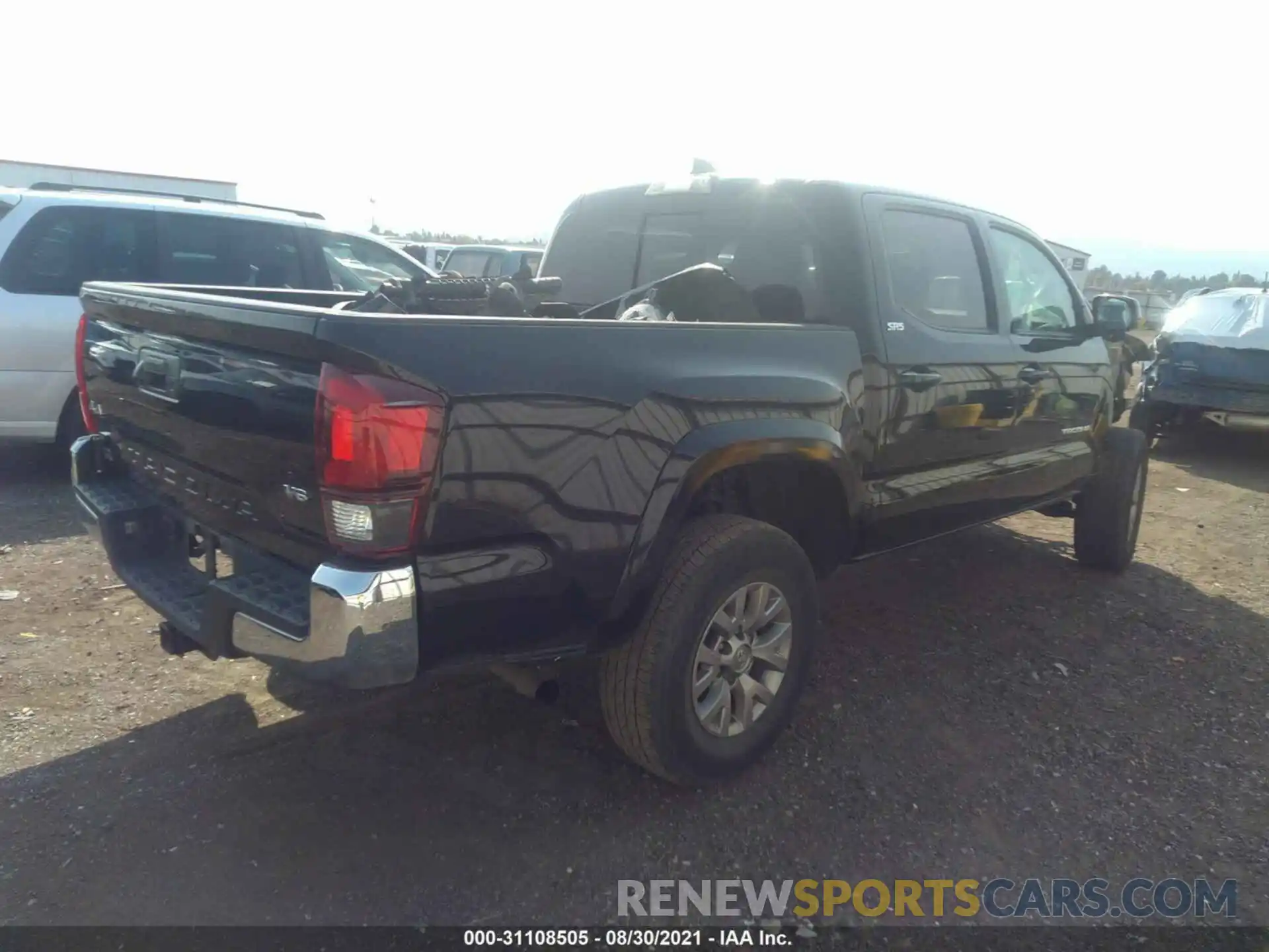 4 Фотография поврежденного автомобиля 3TMCZ5AN2KM285200 TOYOTA TACOMA 4WD 2019