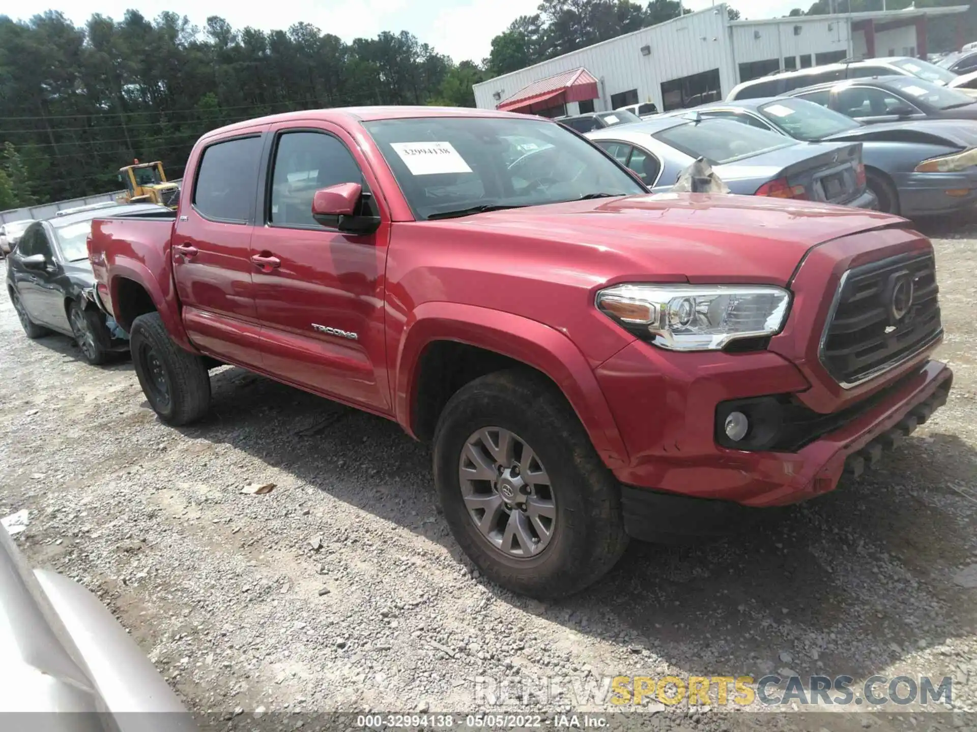 1 Photograph of a damaged car 3TMCZ5AN3KM192265 TOYOTA TACOMA 4WD 2019