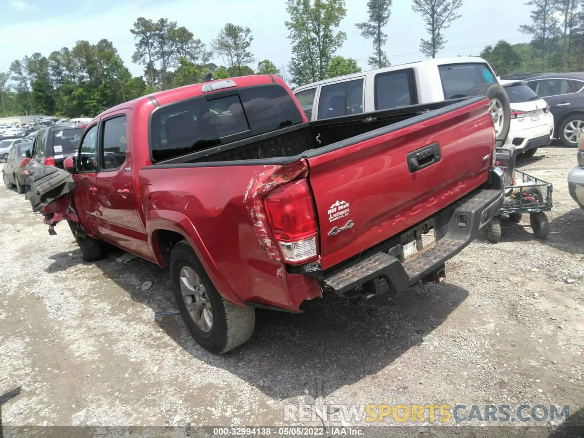 3 Photograph of a damaged car 3TMCZ5AN3KM192265 TOYOTA TACOMA 4WD 2019