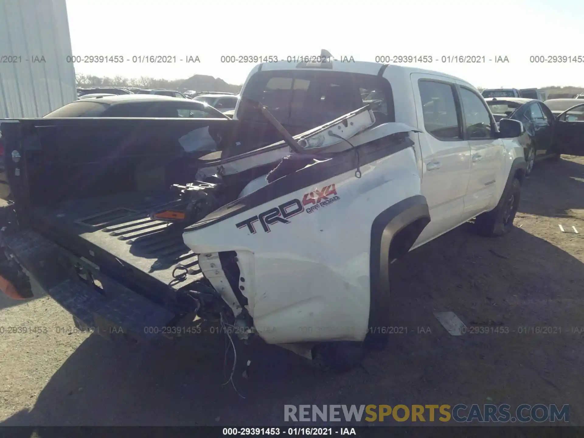 4 Photograph of a damaged car 3TMCZ5AN3KM193576 TOYOTA TACOMA 4WD 2019