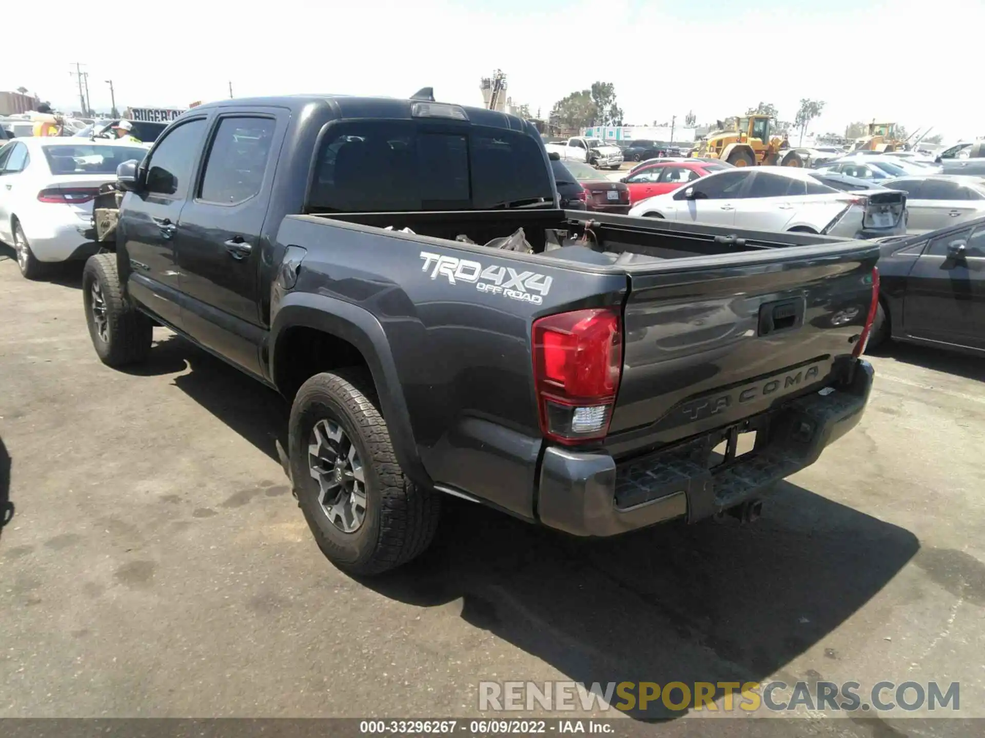 3 Photograph of a damaged car 3TMCZ5AN3KM196817 TOYOTA TACOMA 4WD 2019