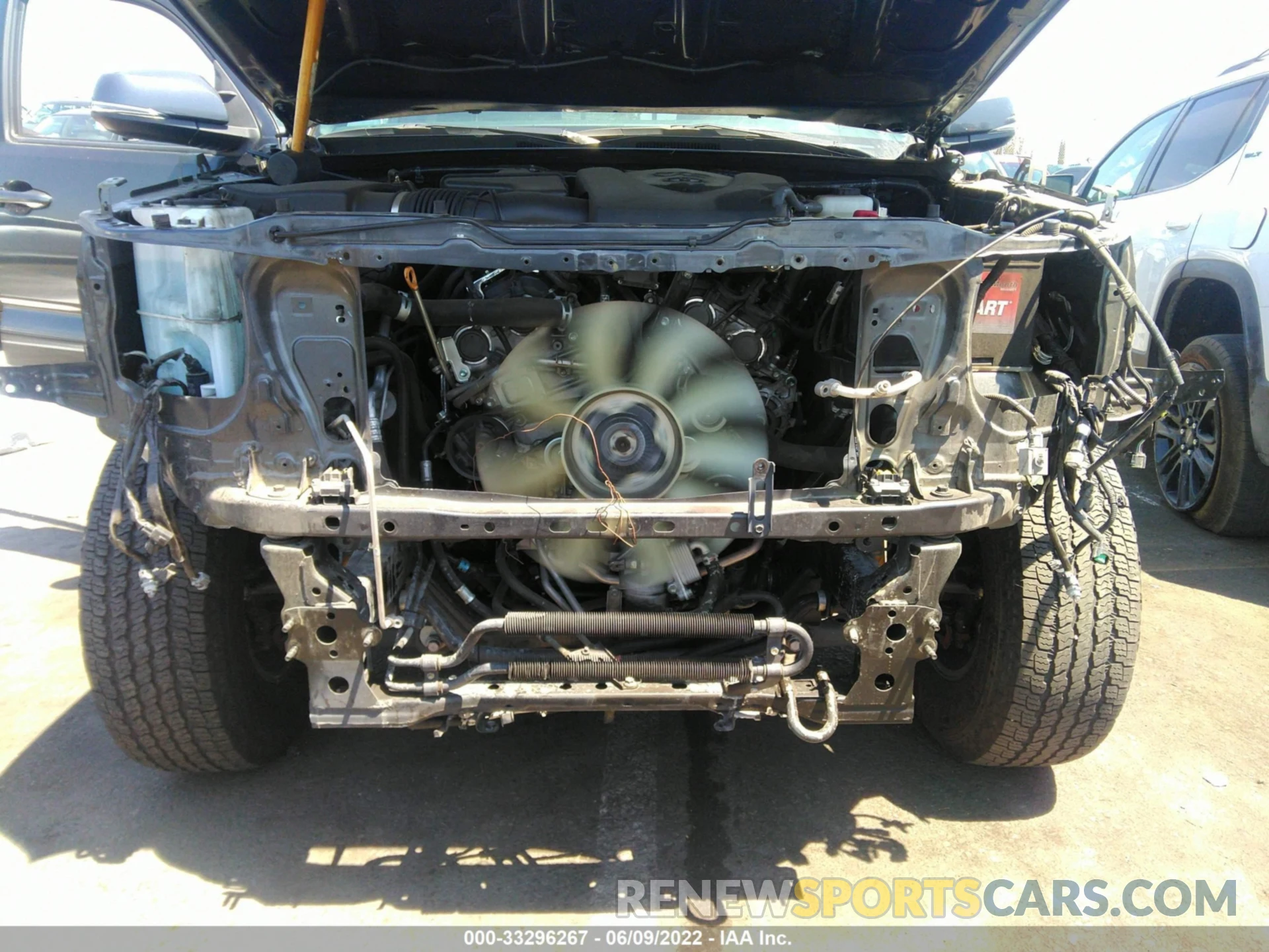 6 Photograph of a damaged car 3TMCZ5AN3KM196817 TOYOTA TACOMA 4WD 2019