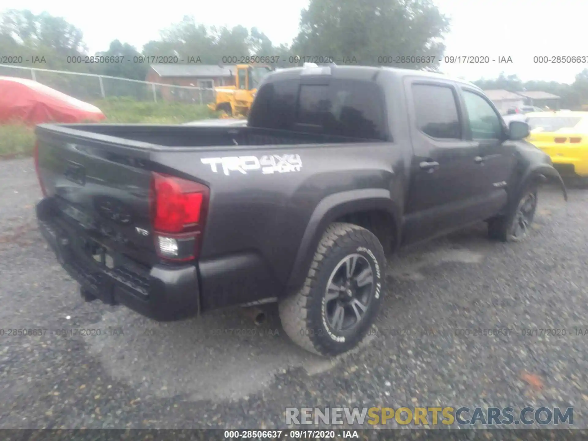 4 Photograph of a damaged car 3TMCZ5AN3KM204348 TOYOTA TACOMA 4WD 2019