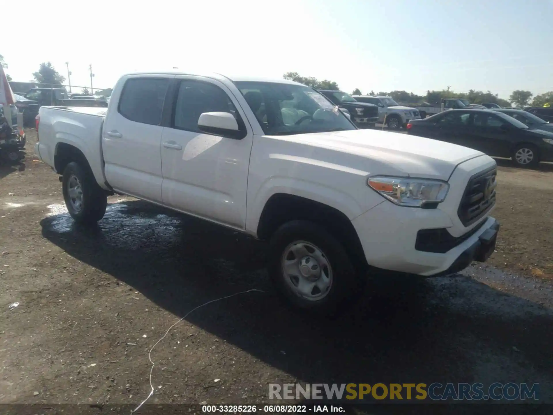 1 Photograph of a damaged car 3TMCZ5AN3KM206911 TOYOTA TACOMA 4WD 2019