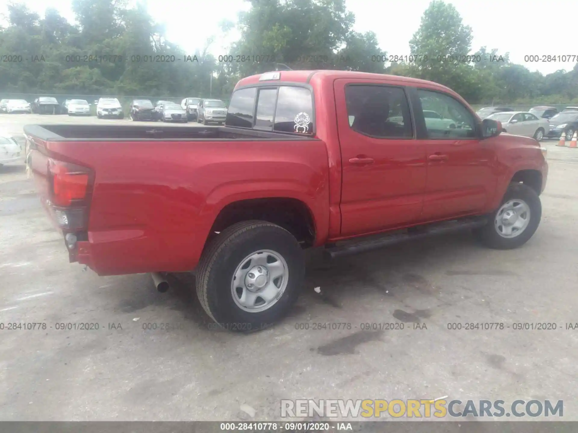 4 Photograph of a damaged car 3TMCZ5AN3KM211476 TOYOTA TACOMA 4WD 2019