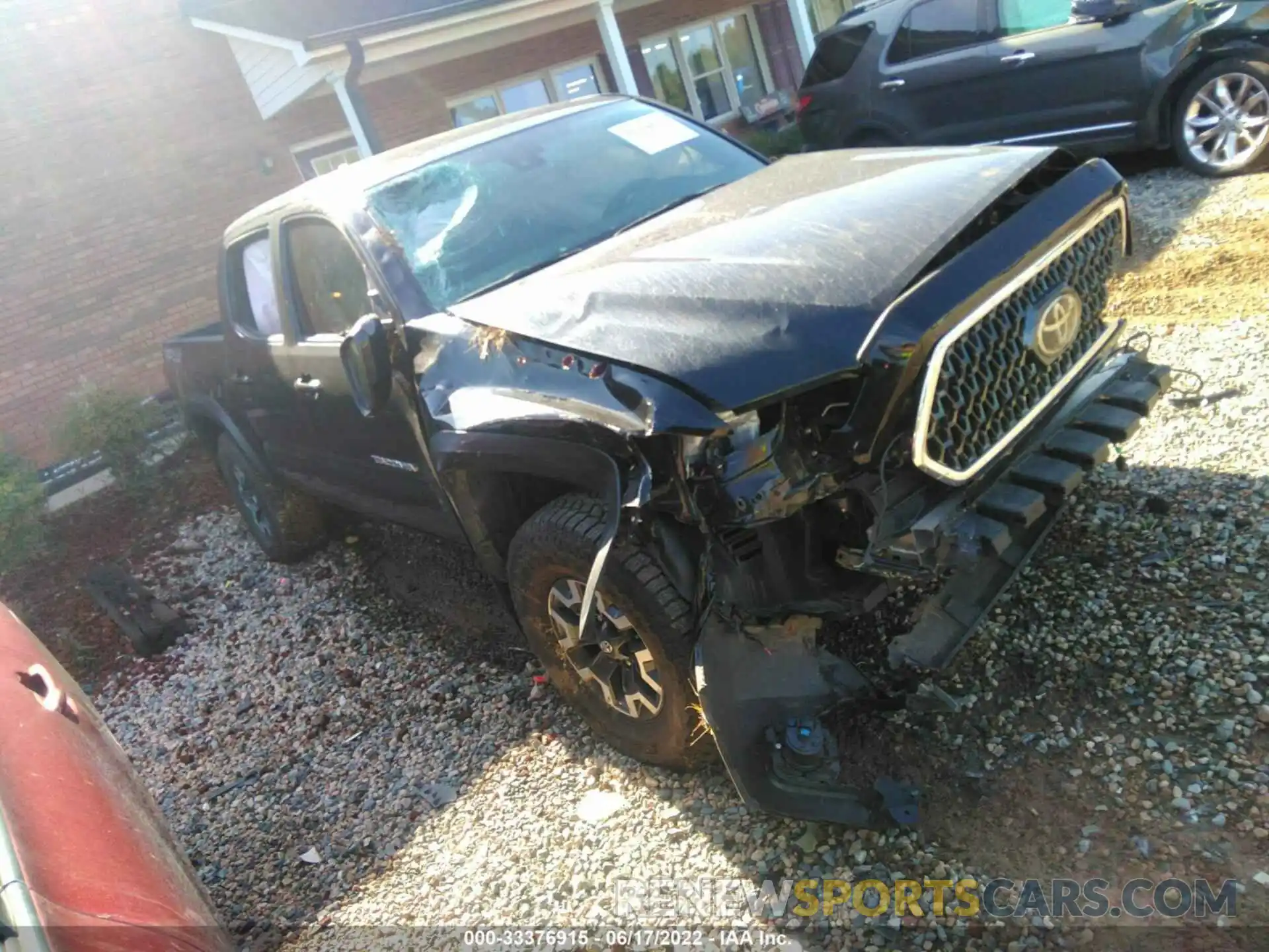 1 Photograph of a damaged car 3TMCZ5AN3KM234367 TOYOTA TACOMA 4WD 2019