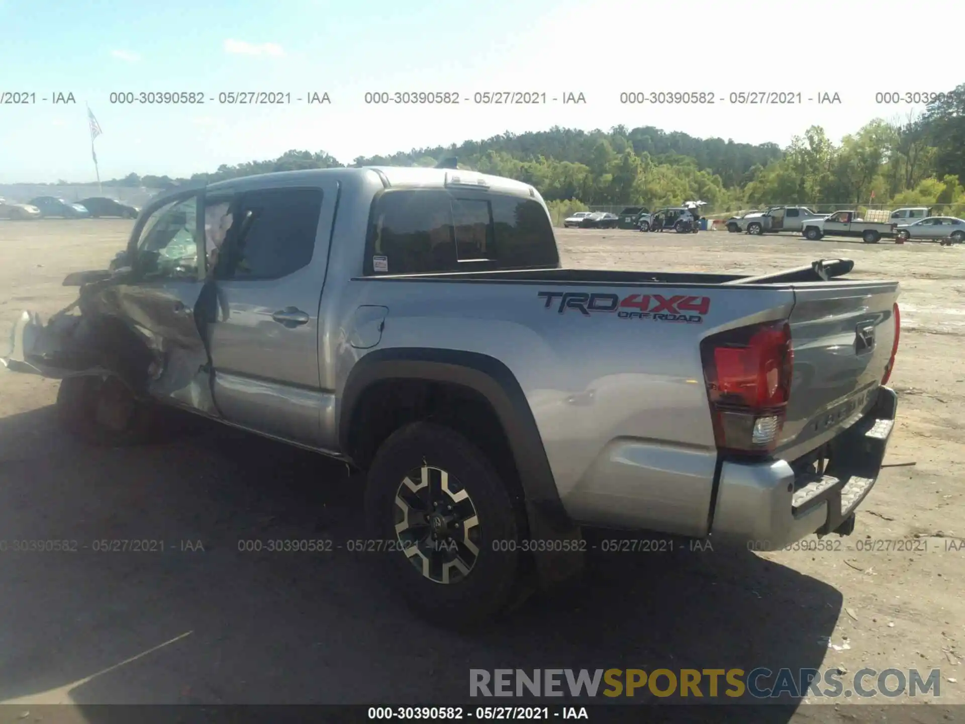 3 Photograph of a damaged car 3TMCZ5AN3KM236765 TOYOTA TACOMA 4WD 2019